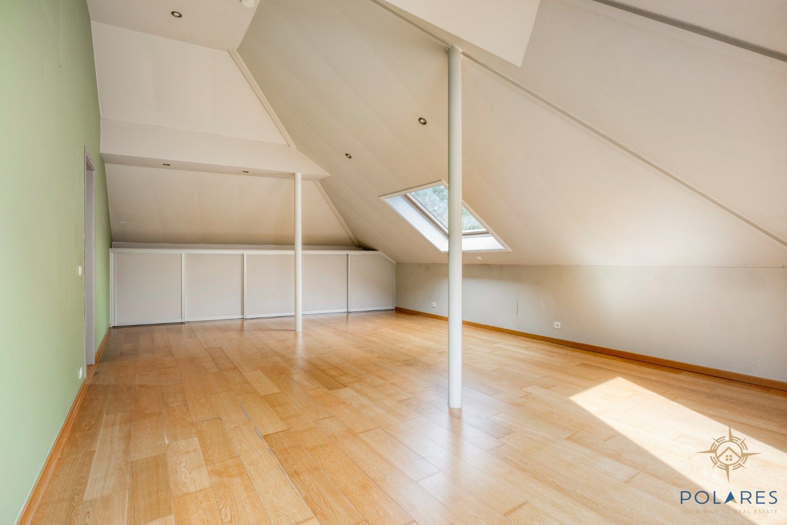 Uniek duplex appartement in dorpskern foto 26