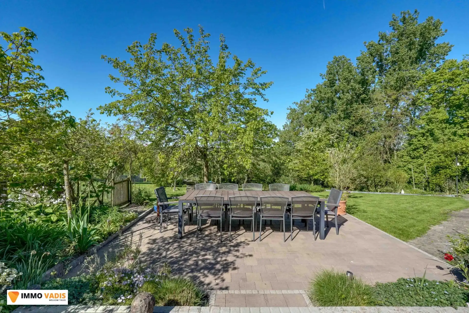 Wonen in alle rust: Uniek landhuis omringd door natuur foto 21