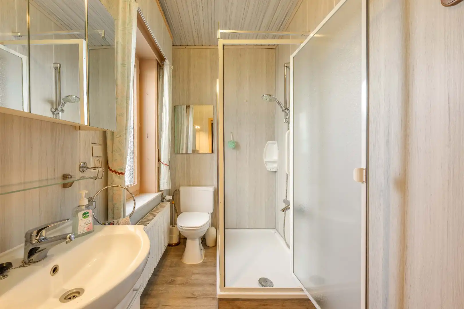 TE RENOVEREN WONING MET TUIN, GARAGE EN BIJGEBOUW IN AARSELE foto 6