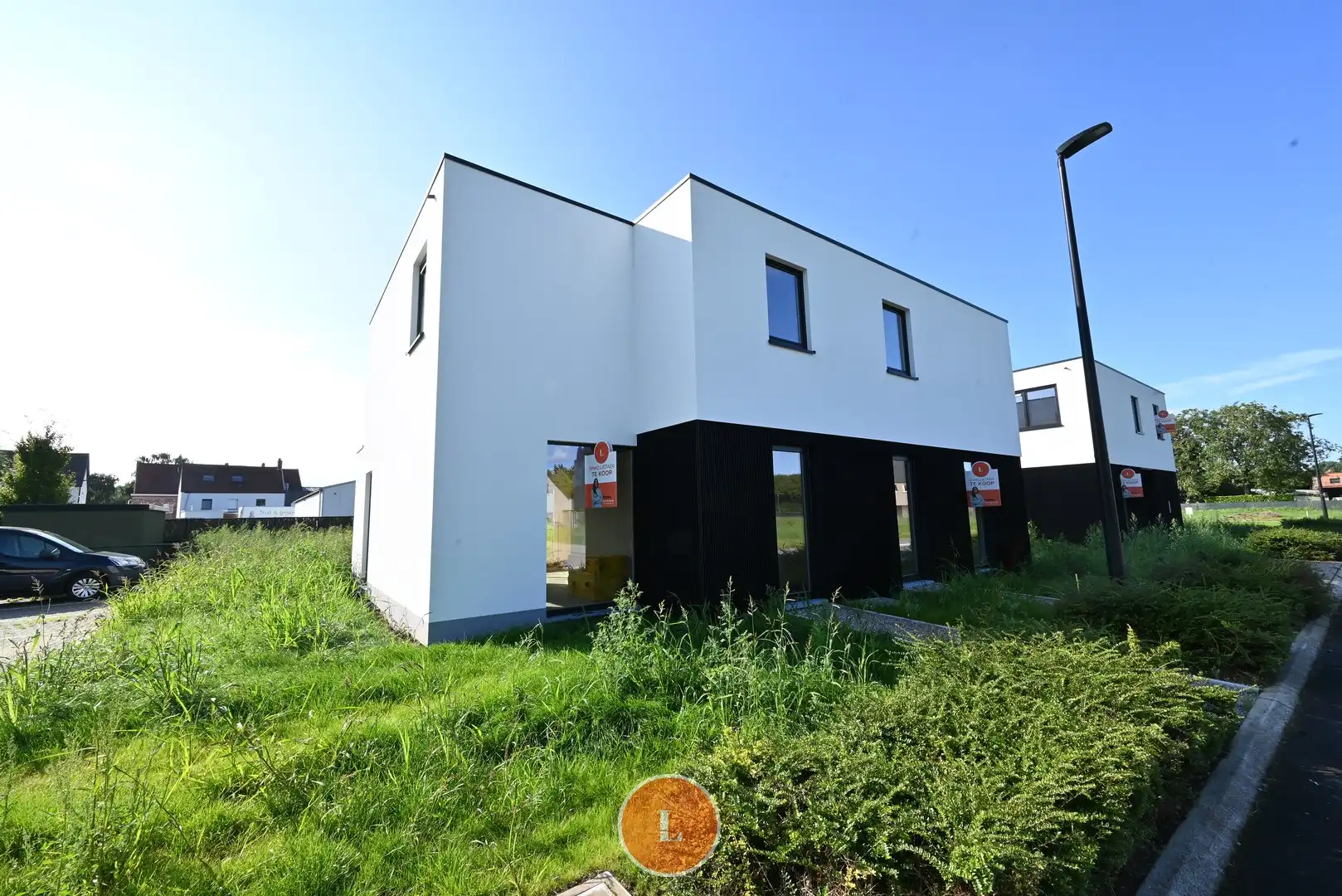 Moderne nieuwbouwwoning met rustige ligging. foto {{pictureIndex}}