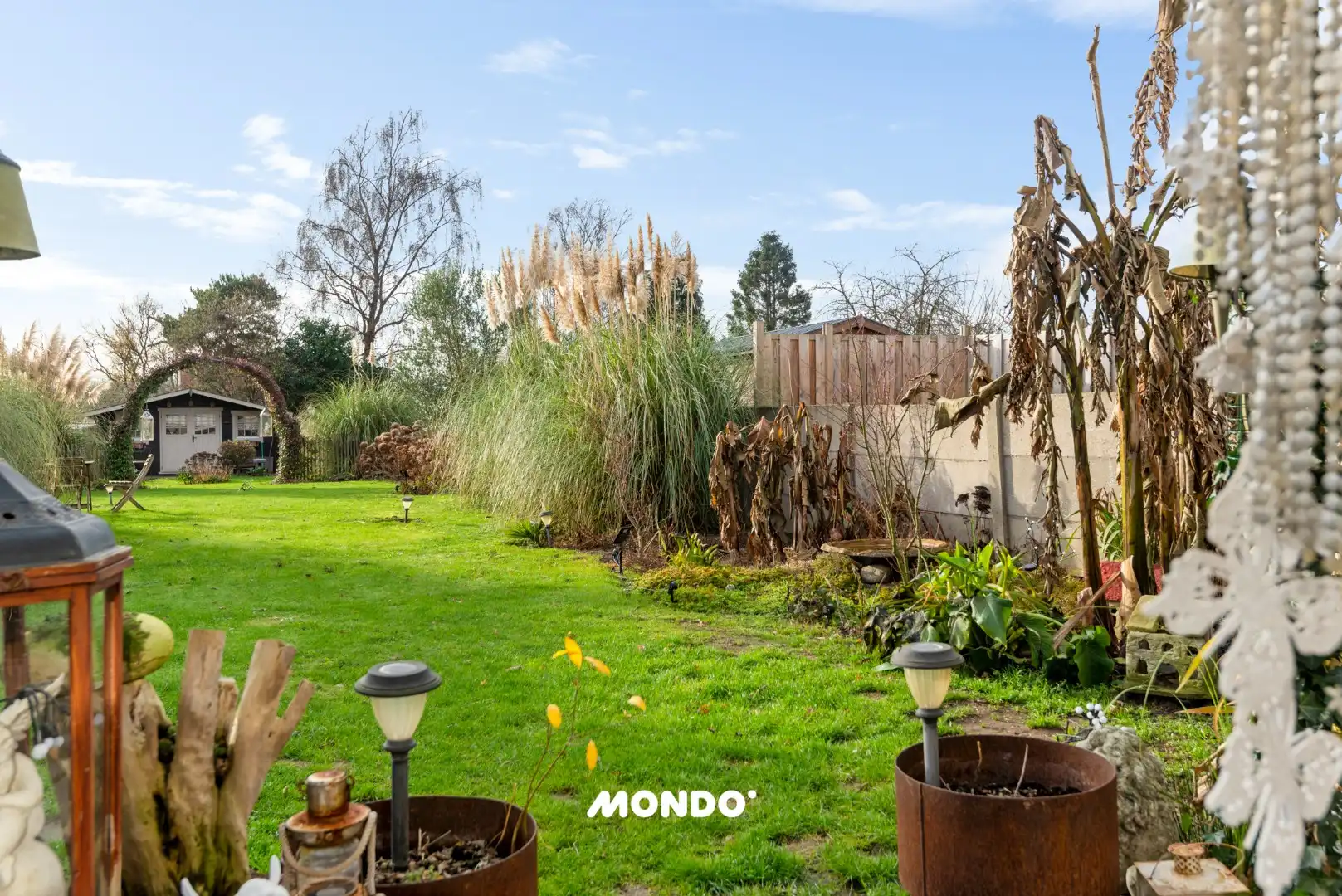 Ruime gezinswoning 4 slaapkamers met tuin, vijver en garage foto 21
