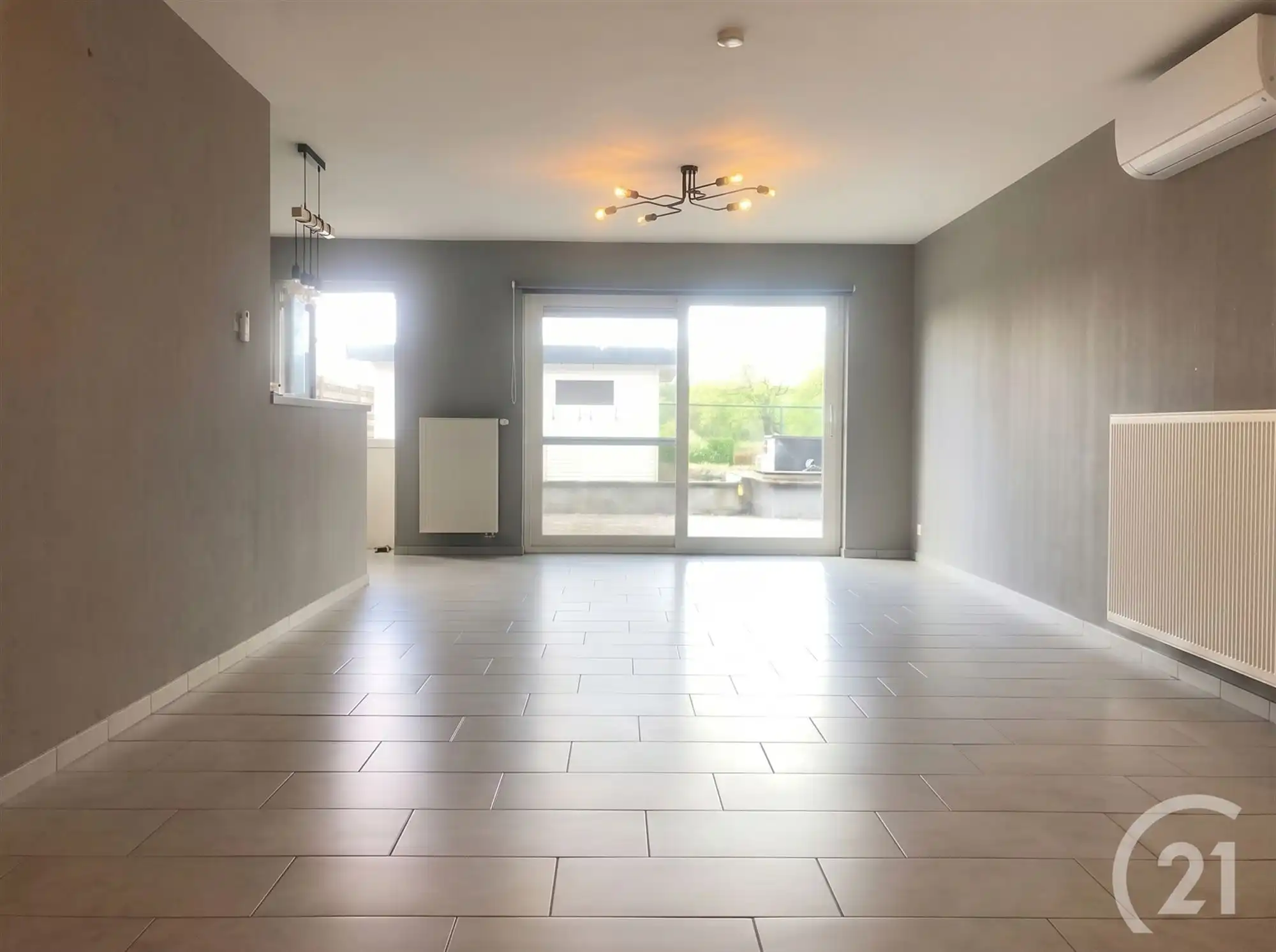 Ruime woning te huur in Begijnendijk! foto 3