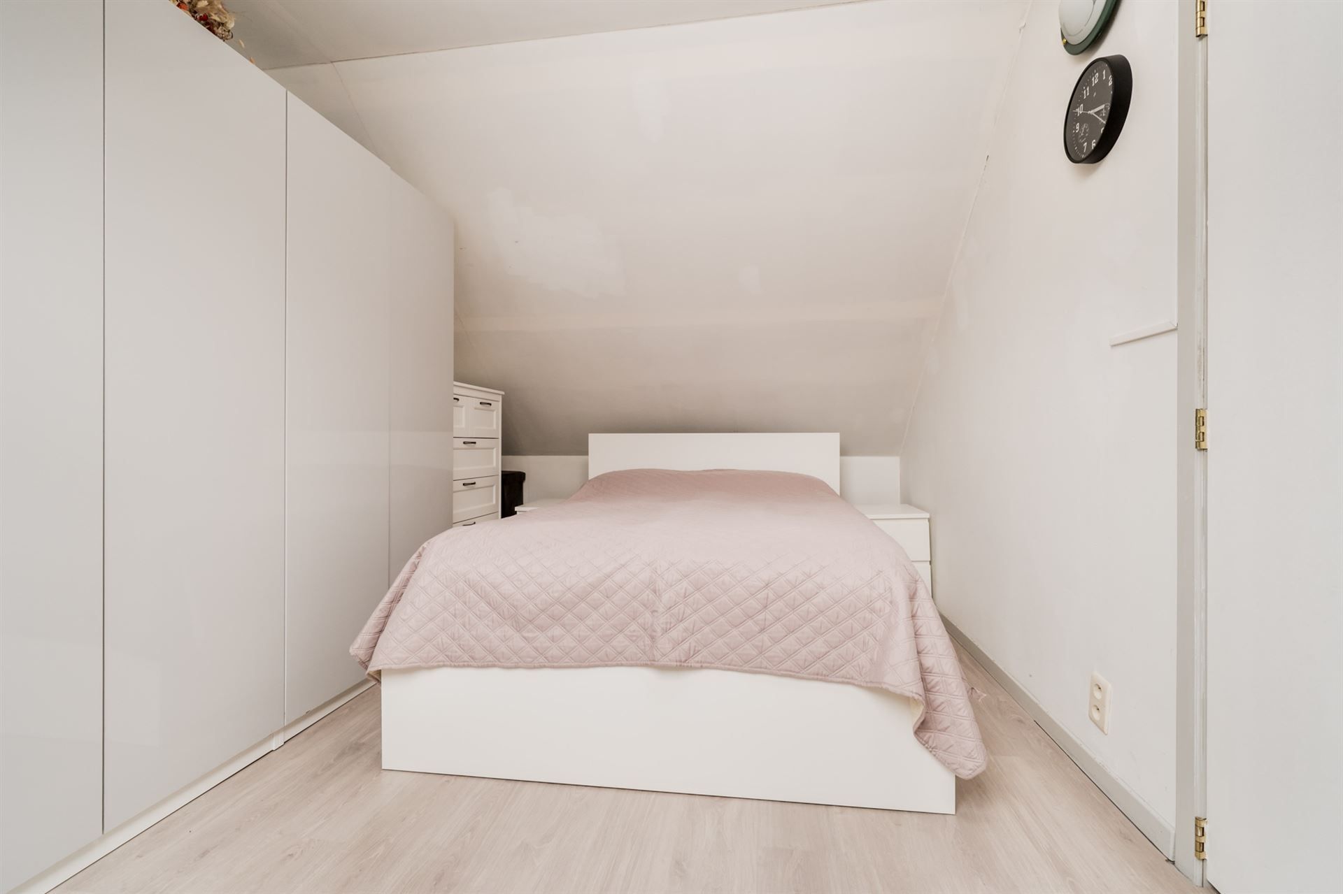 Gesloten bebouwing met 2 wooneenheden in centrum Mechelen! foto 14