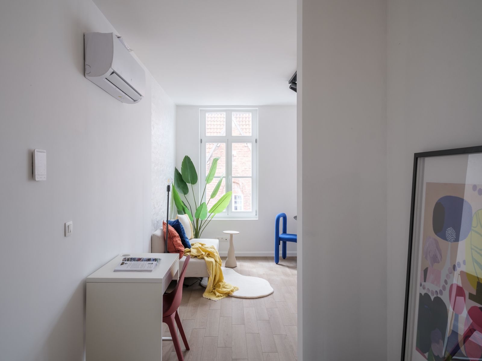 Lichtrijke gerenoveerde city flat te koop vlakbij centrum Gent foto 3