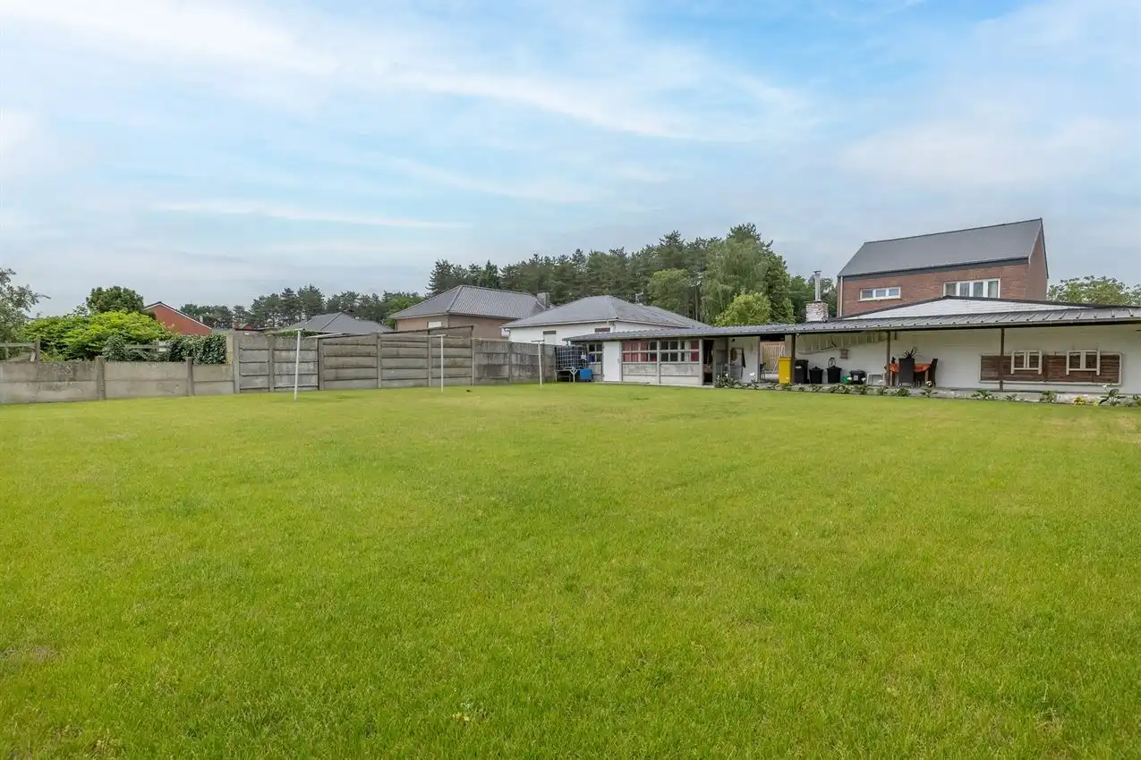 Charmante woning met grote tuin in het landelijke hart van Testelt foto 40