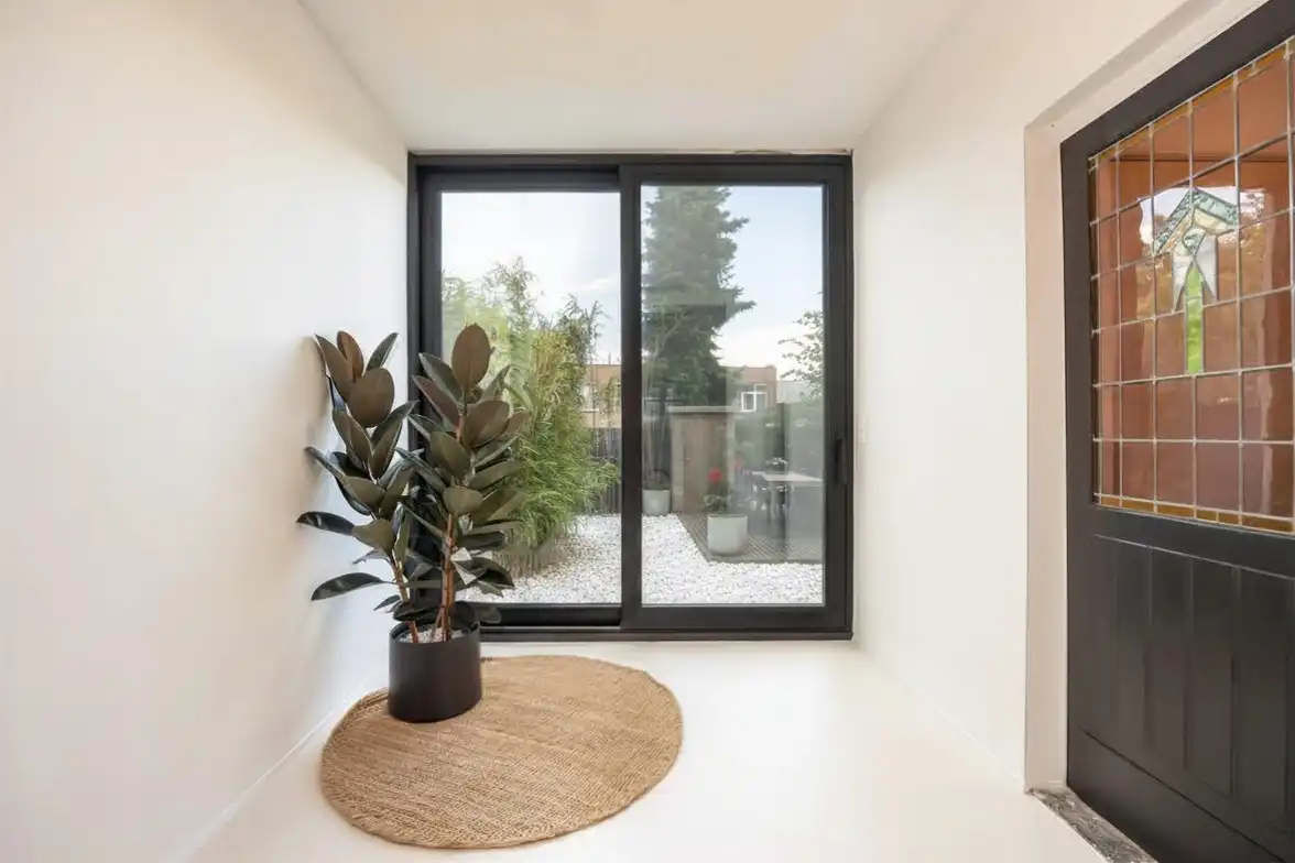 Karaktervolle ruime burgerwoning foto 7