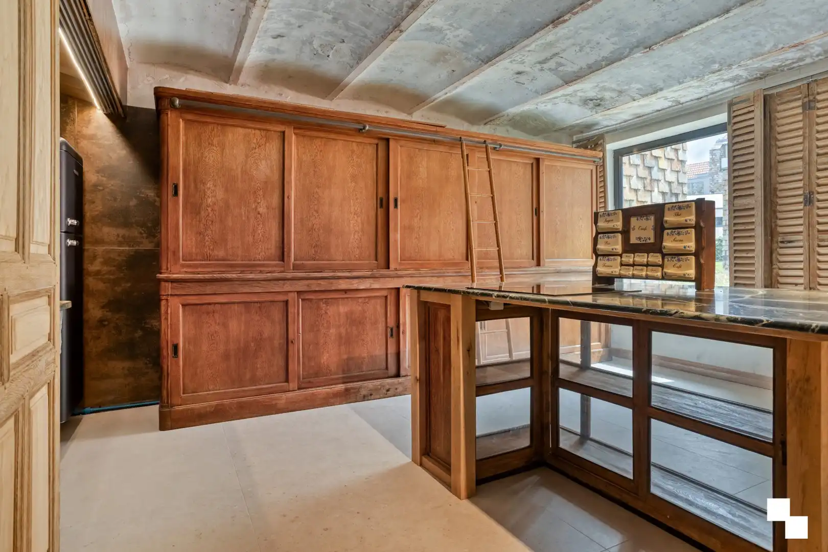 Gelijkvloerse, karaktervolle loft op voormalige brouwerijsite te Brugge foto 13