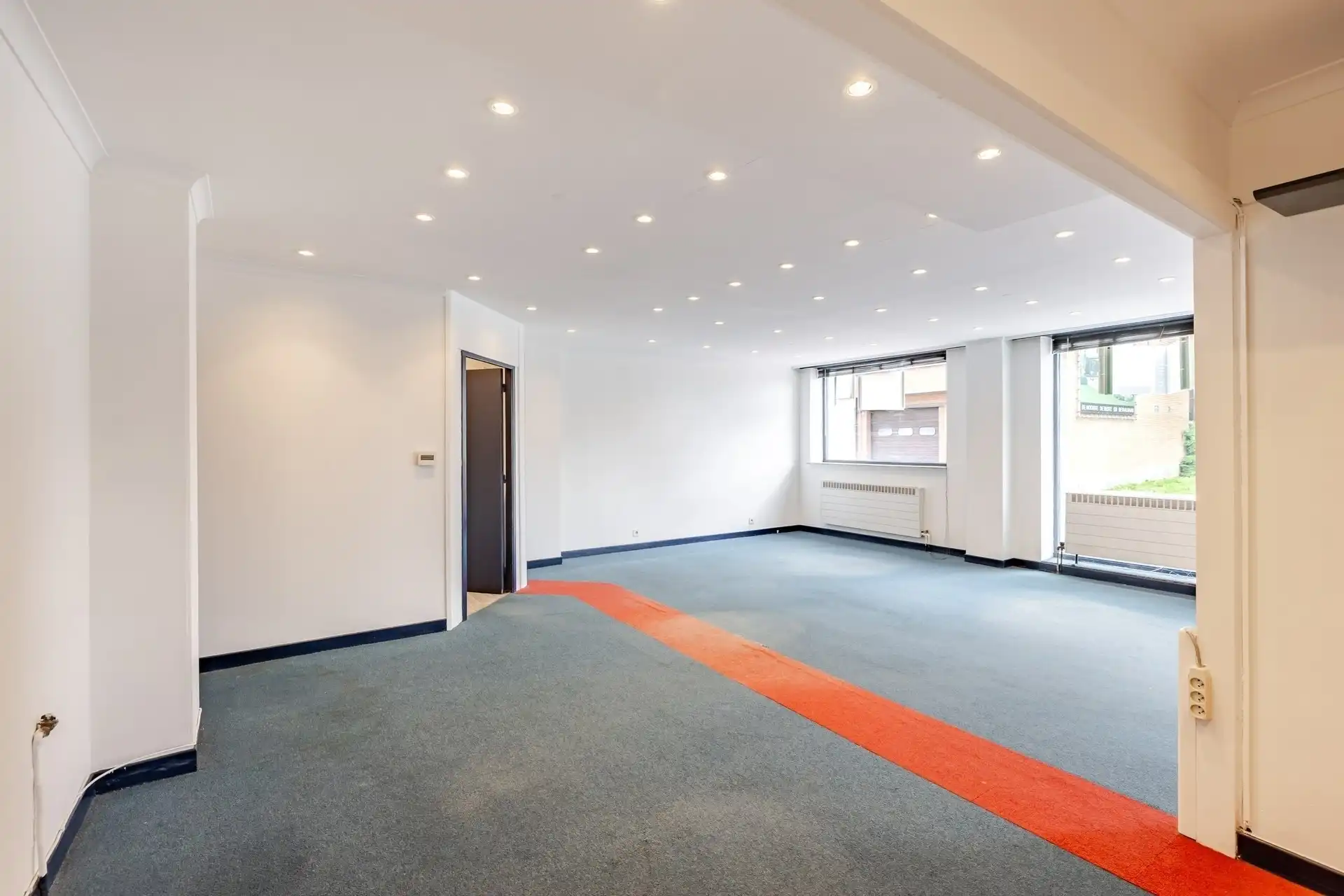 kantoorruimte van 90m² op centrumlocatie in Wetteren foto 10