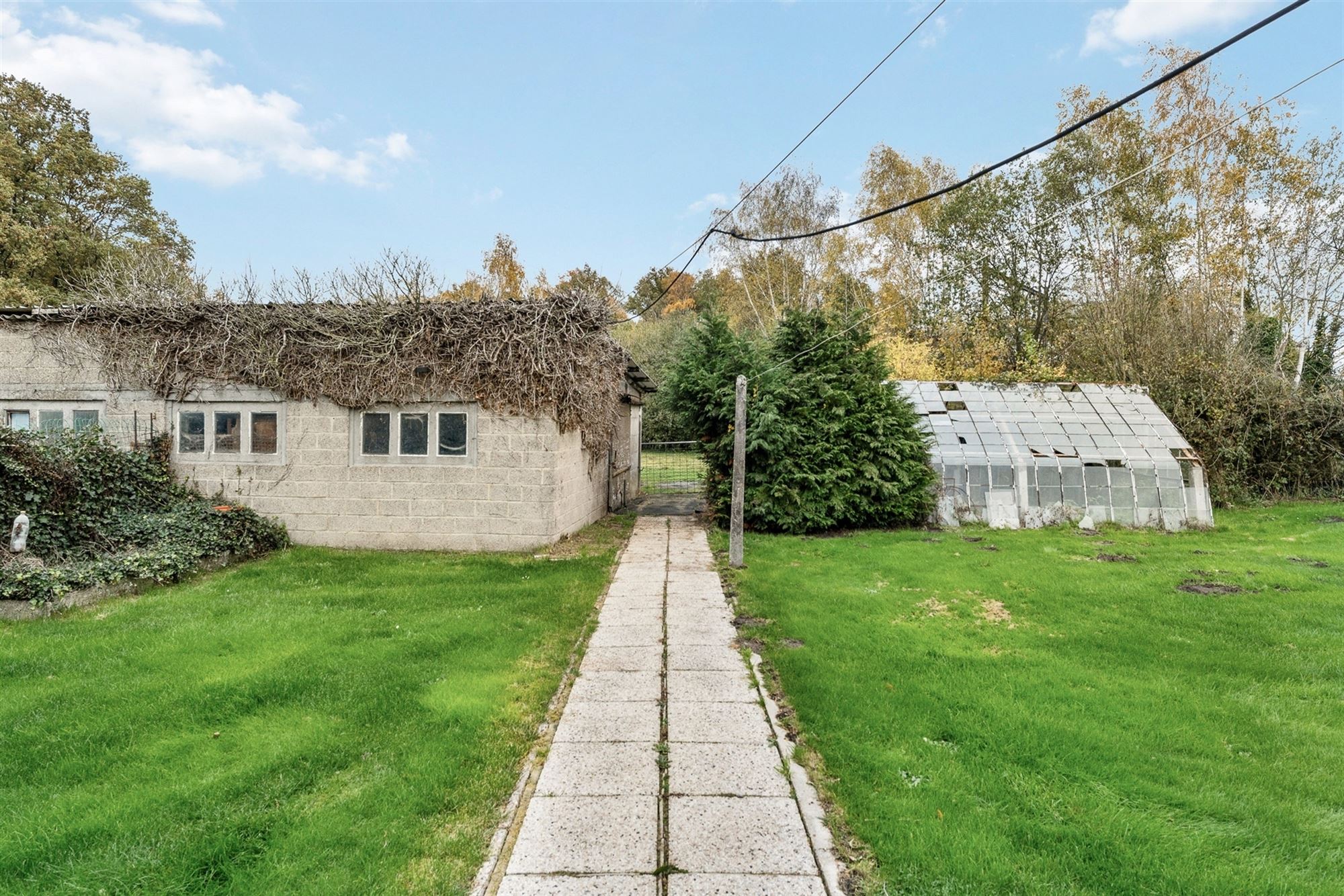 RUIME TE RENOVEREN WONING OP PERCEEL VAN 12 ARE MET ZICHT OP TERRIL foto 23