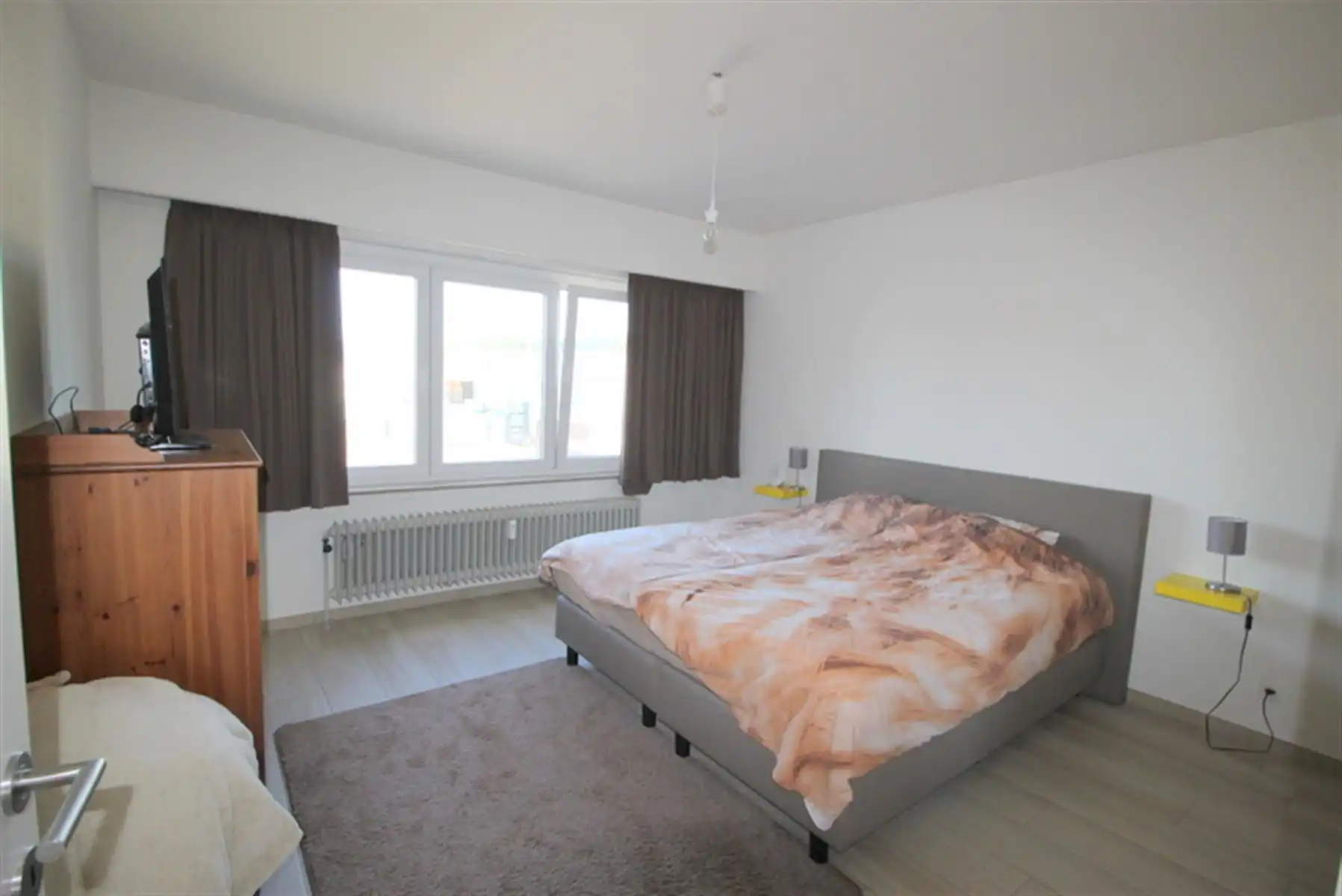 Drieslaapkamerappartement met  garagebox  te HEIST-OP-DEN-BERG foto 6