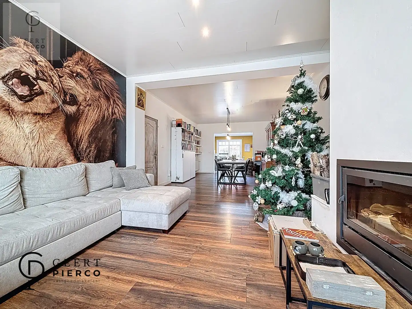 Leuke ruime Villa foto 13