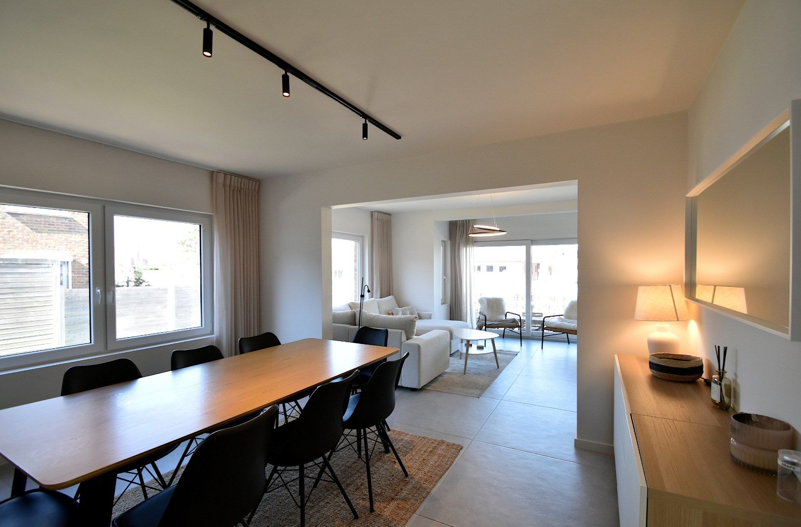 Moderne, energiezuinige woning te koop op toplocatie aan zee foto 6