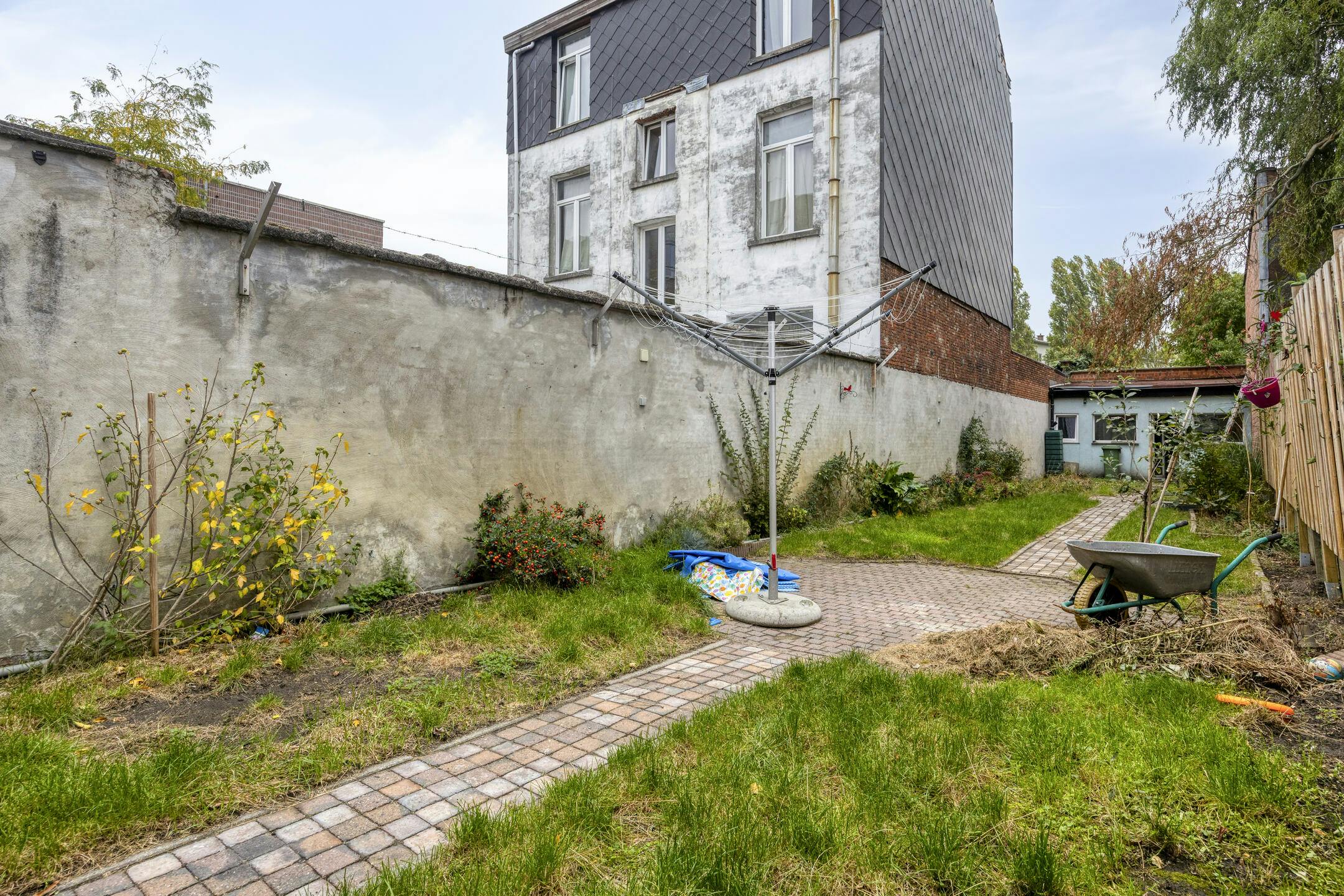 Gelijkvloersappartement met 1 slaapkamer en tuin te koop in Hoboken foto 6