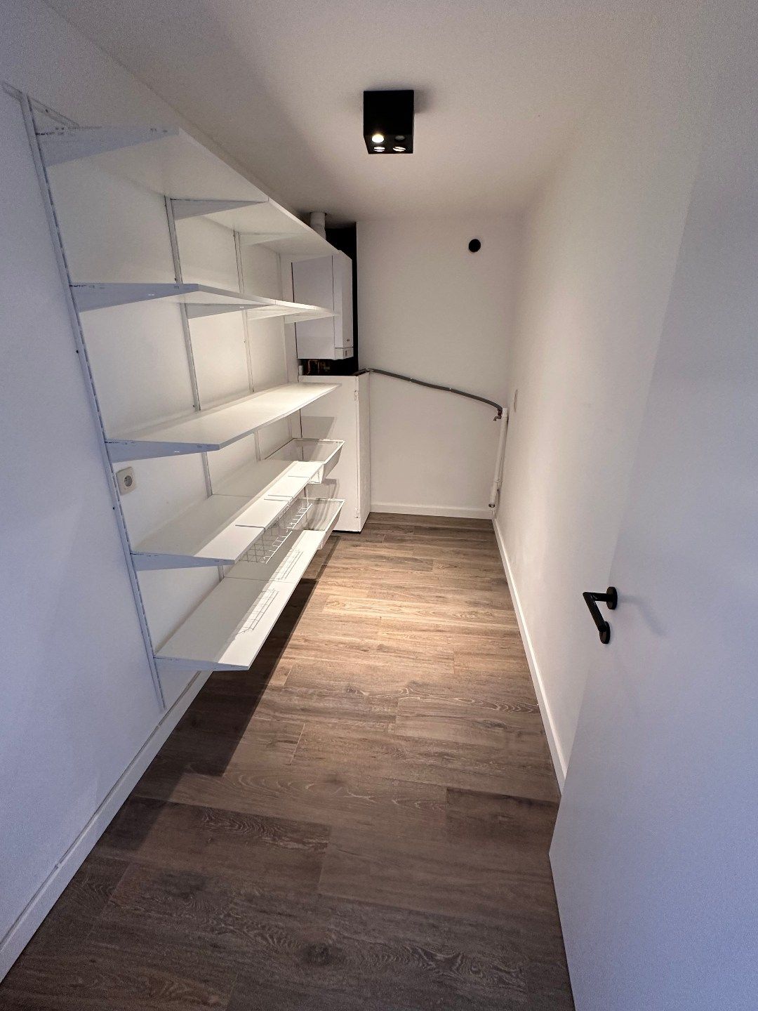 Prachtig dakappartement van 125m² met 2 slaapkamers, een dressing en een autostandplaats in het centrum van Lanaken!  foto 18