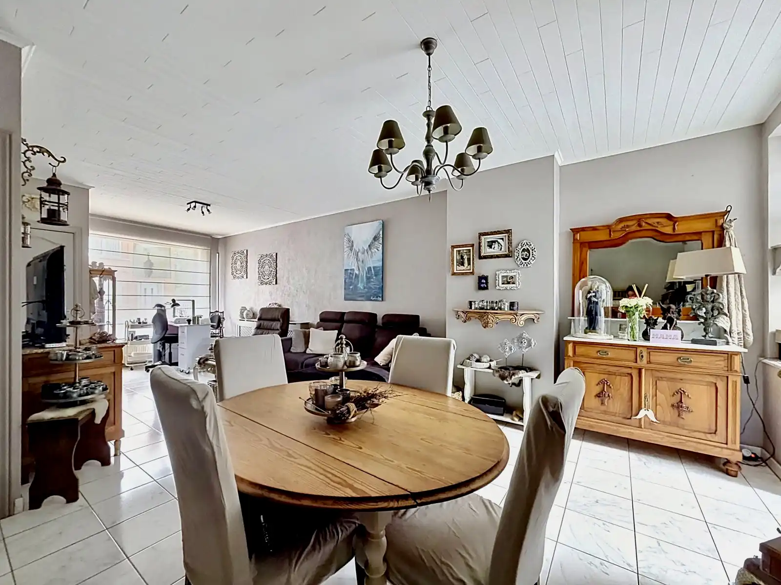 Energiezuinige én instapklare woning met 4 SLPK én Tuin! foto 3