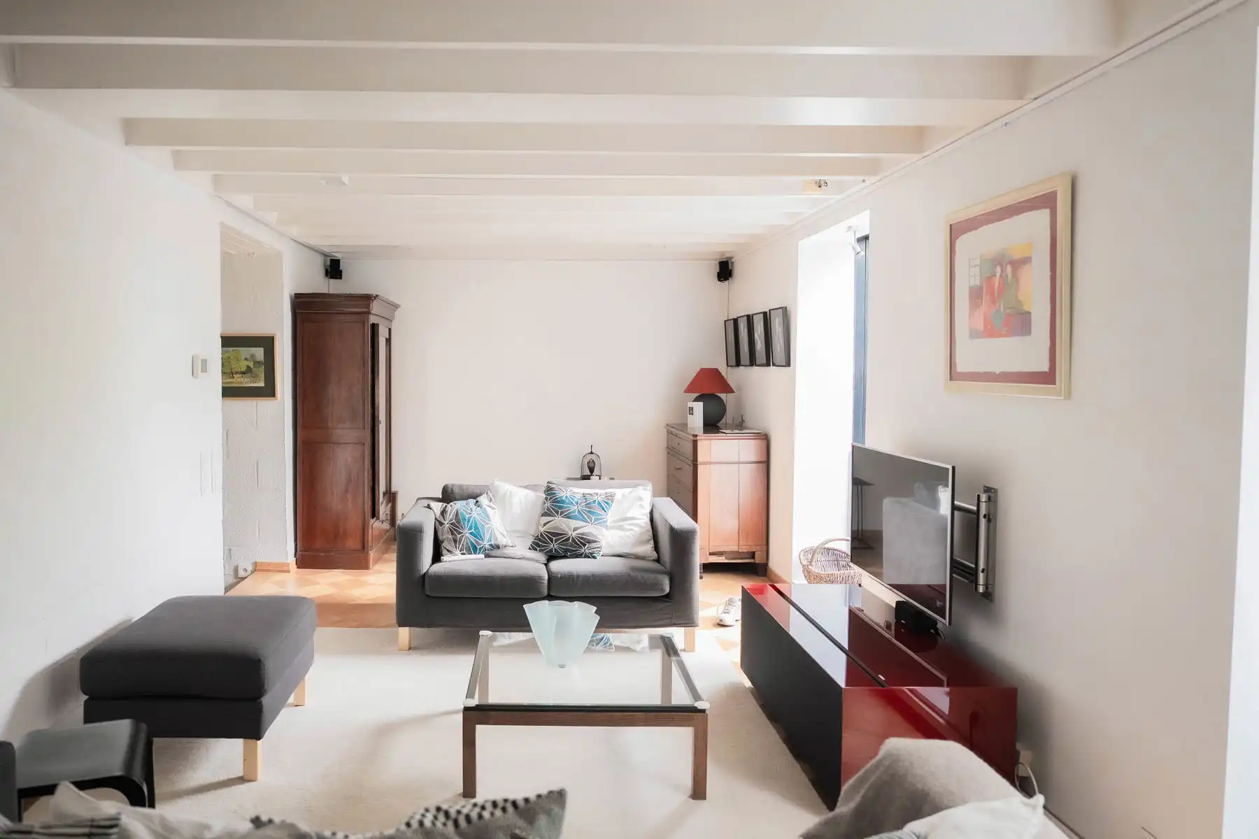 Ruime woning met 5 slaapkamers foto 7