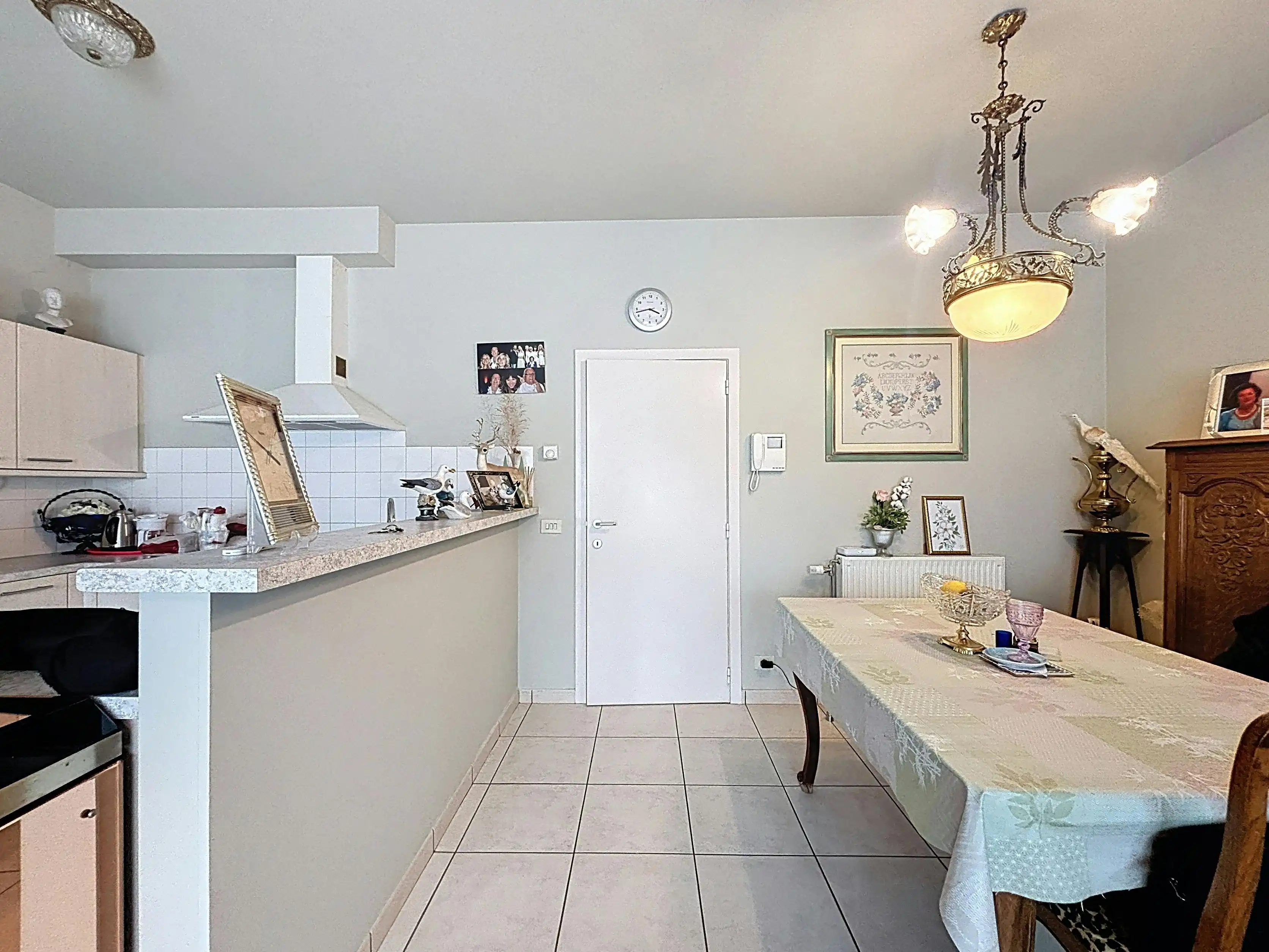 Gelijkvloers 2-slaapkamer appartement met garagebox nabij centrum Aalter foto 5