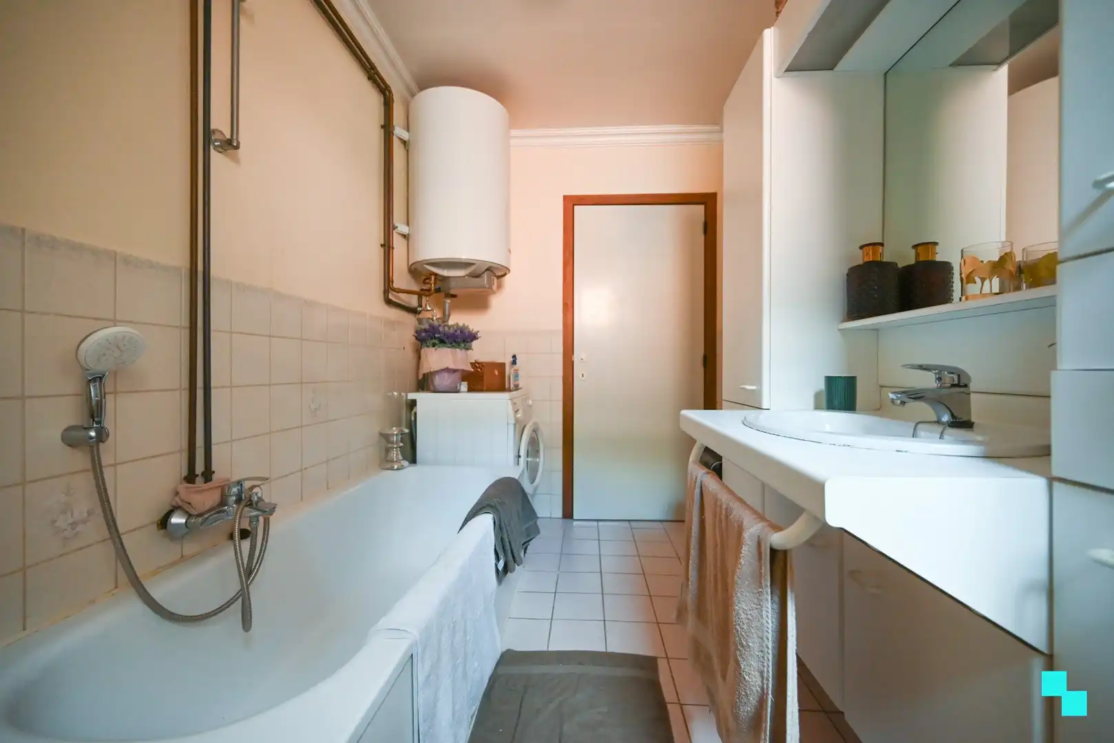 Drieslaapkamer appartement nabij de Grote Markt van Izegem foto 15