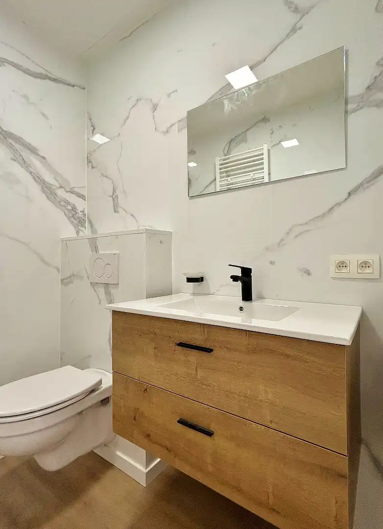 Volledig gerenoveerd duplex-appartement op wandelafstand van het centrum van Ieper foto 9
