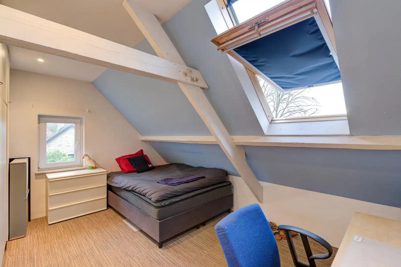 Half open woning in Schilde met zonnige tuin op het zuidwesten, terras en 4 slaapkamers, 1 badkamer en 4 parkeerplaatsen foto 19