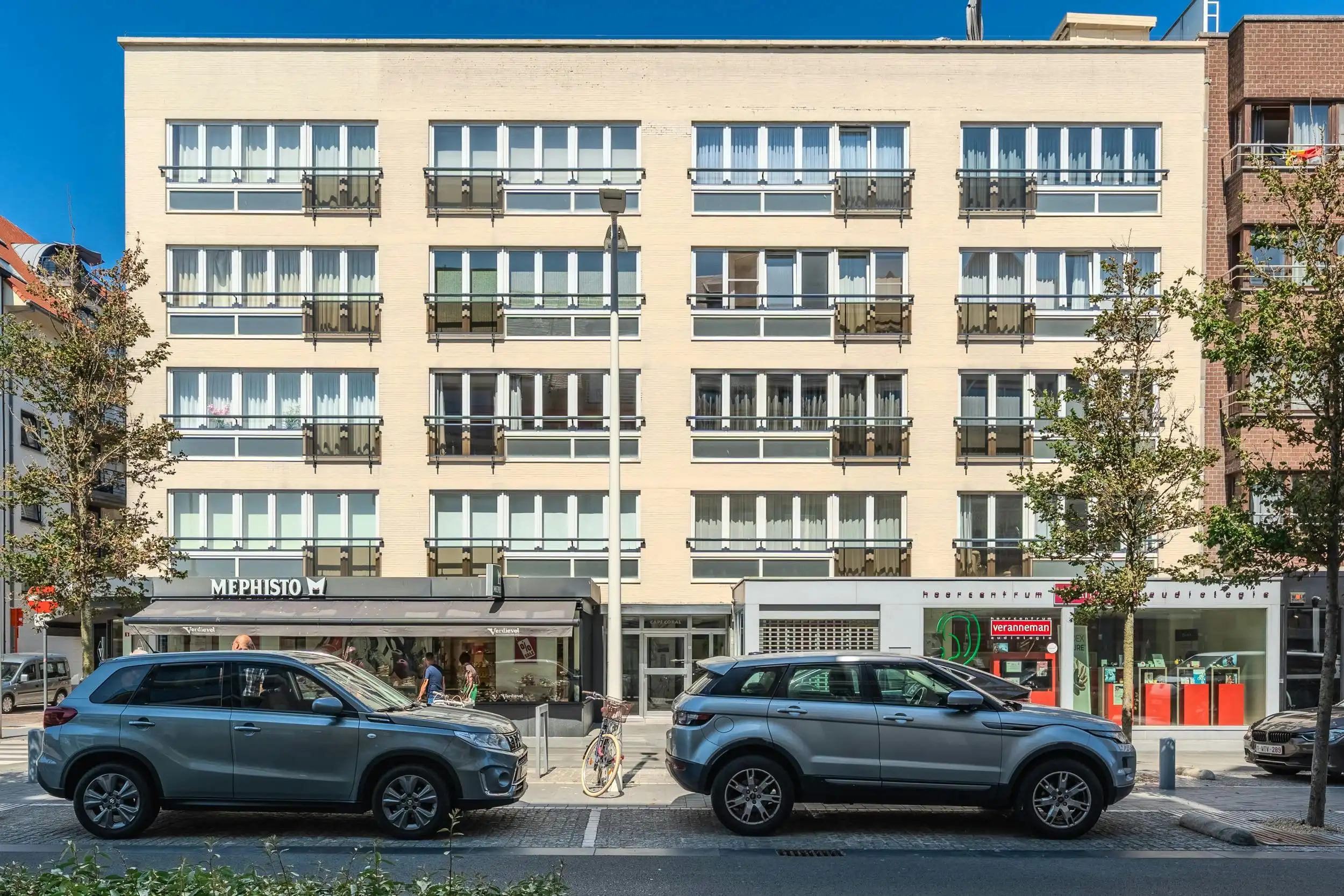 Ruim appartement met twee slaapkamers te koop op topligging foto 2