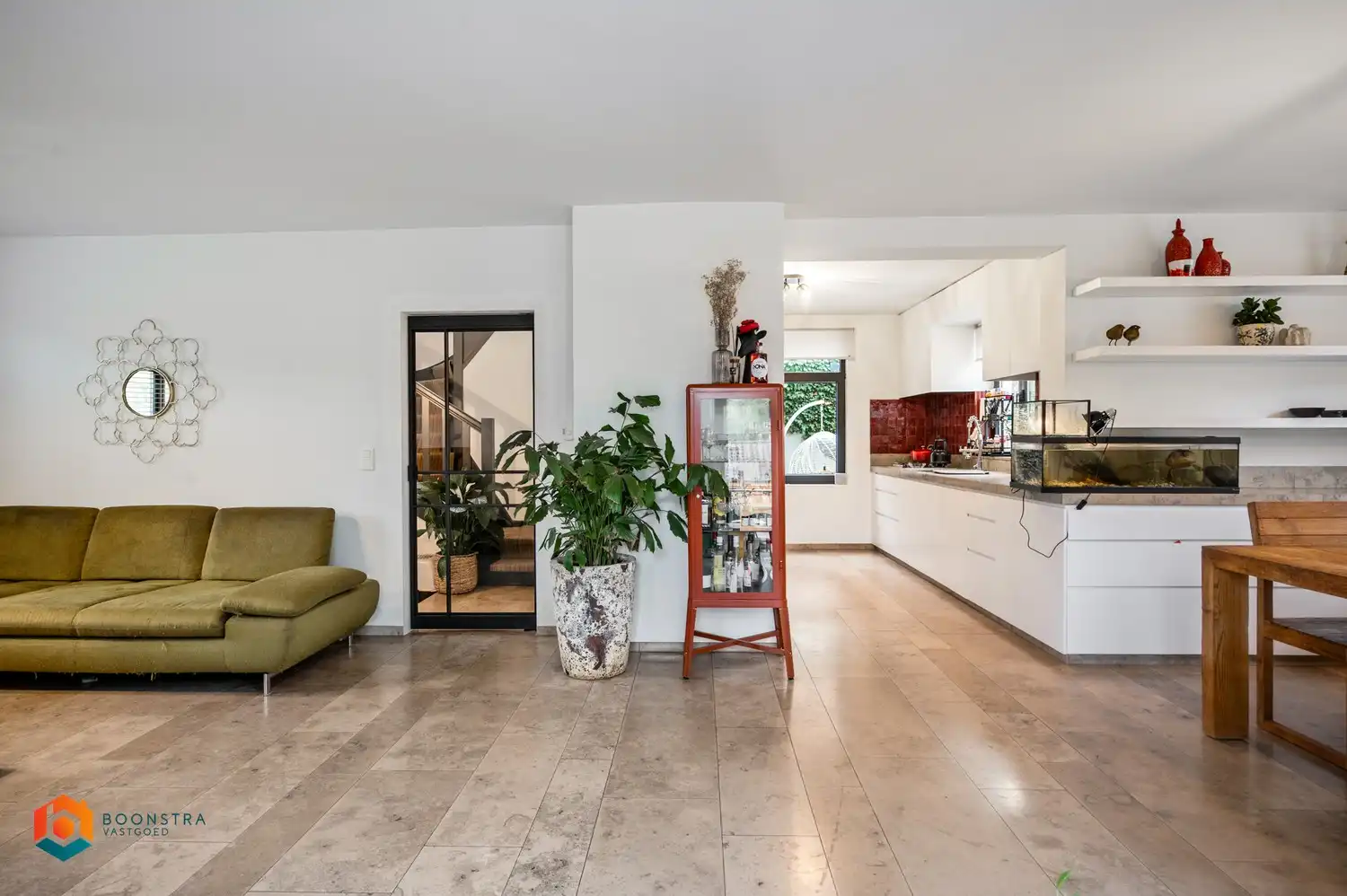 Karaktervol landhuis met 4 slpkrs en aanhorigheden op 27a50ca te Keerbergen foto 4