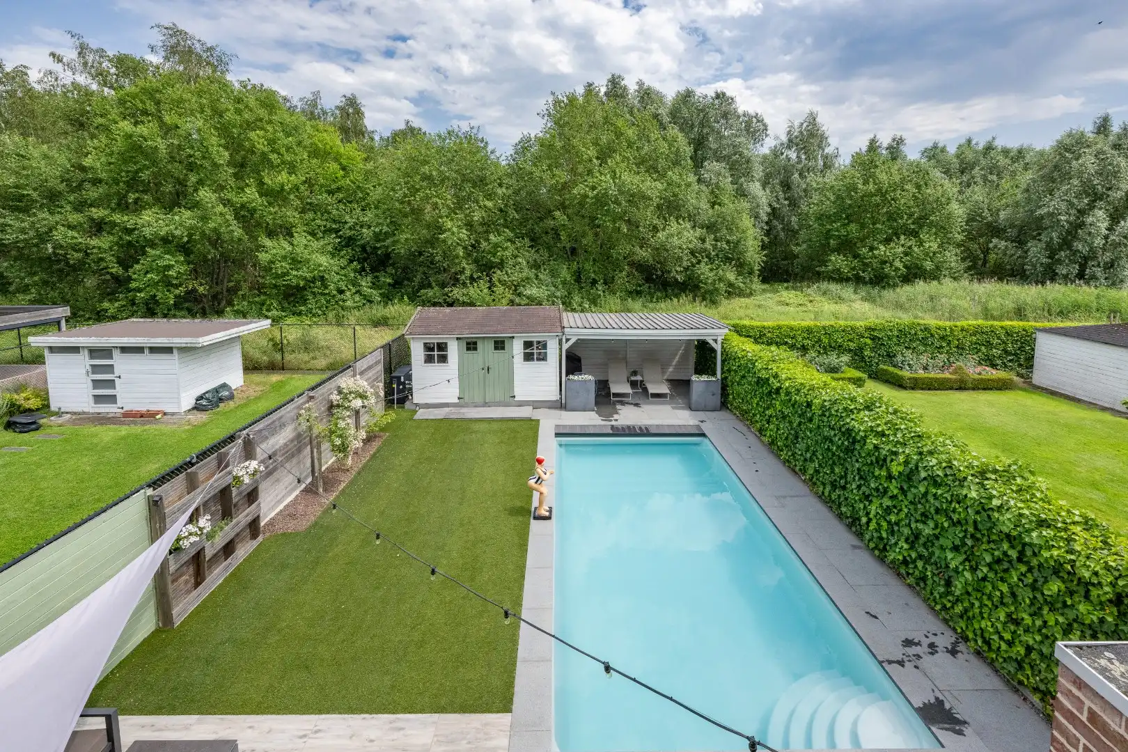 Moderne, energiezuinige woning met zwembad foto 20
