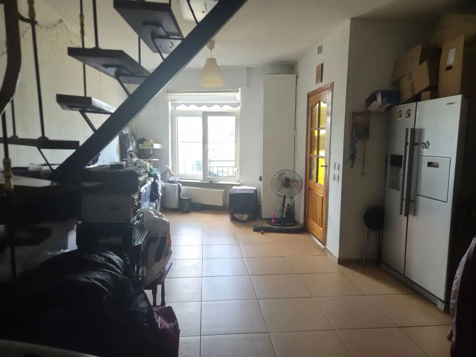 Op te frissen burgerwoning met prachtig zicht op de dokken in een buurt die volop  in ontwikkeling is. foto 3