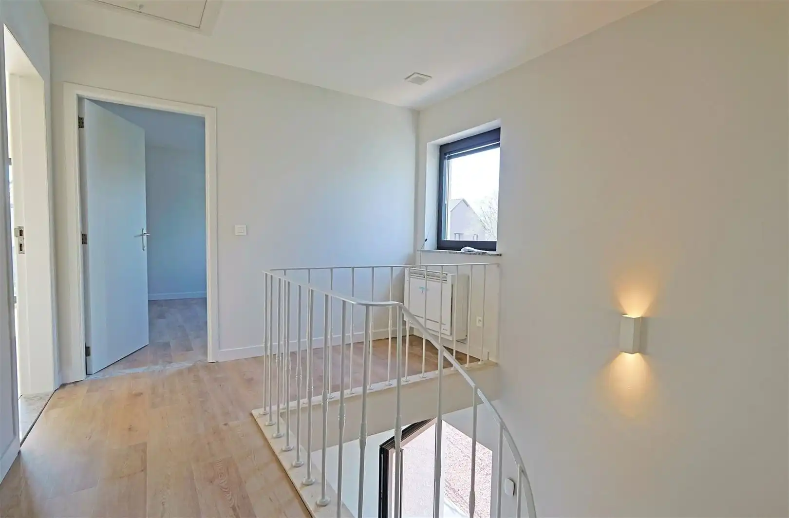 Gerenoveerde halfopen bebouwing op Berkenveld foto 12