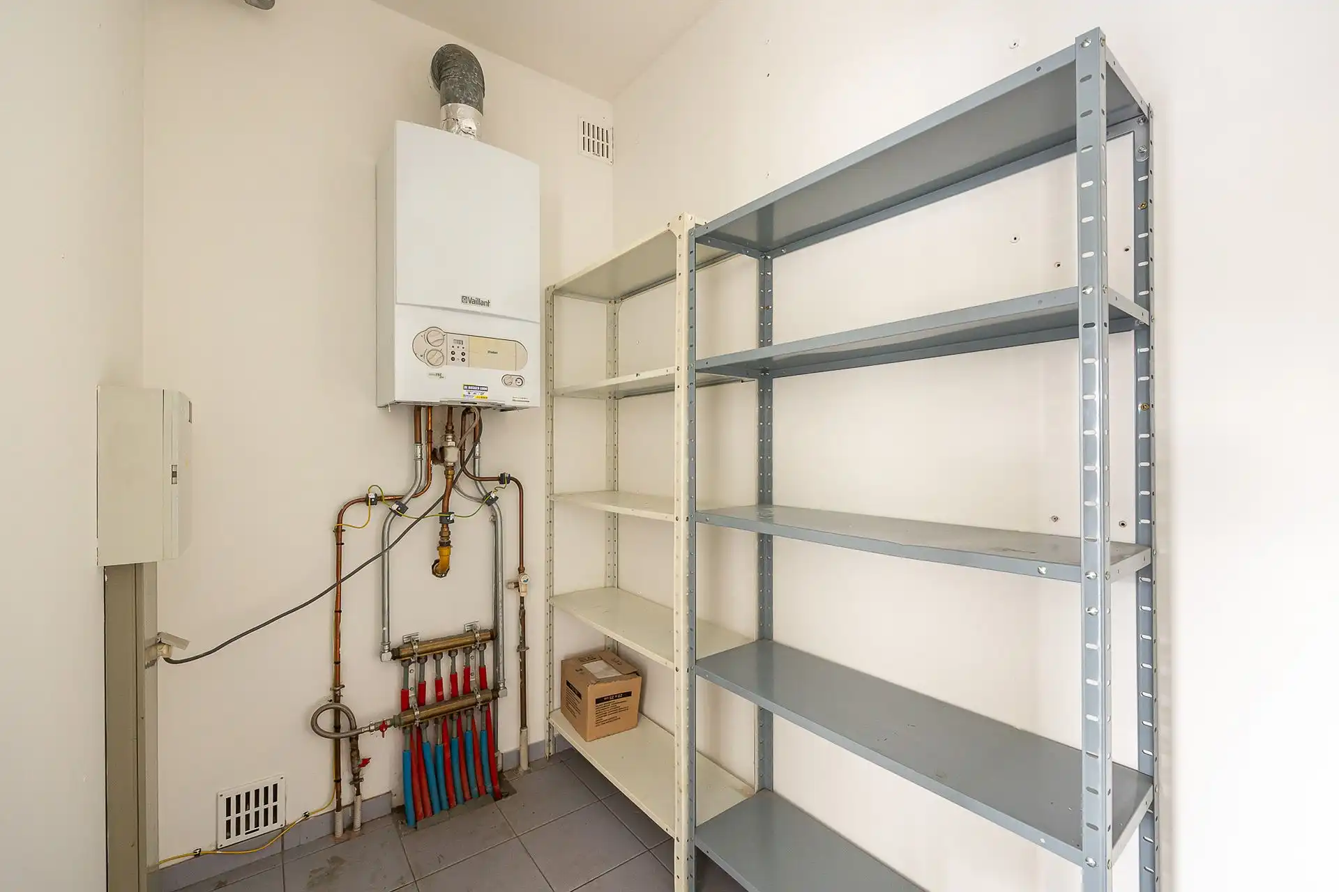 2 slaapkamer appartement in centrum Boechout. foto 9