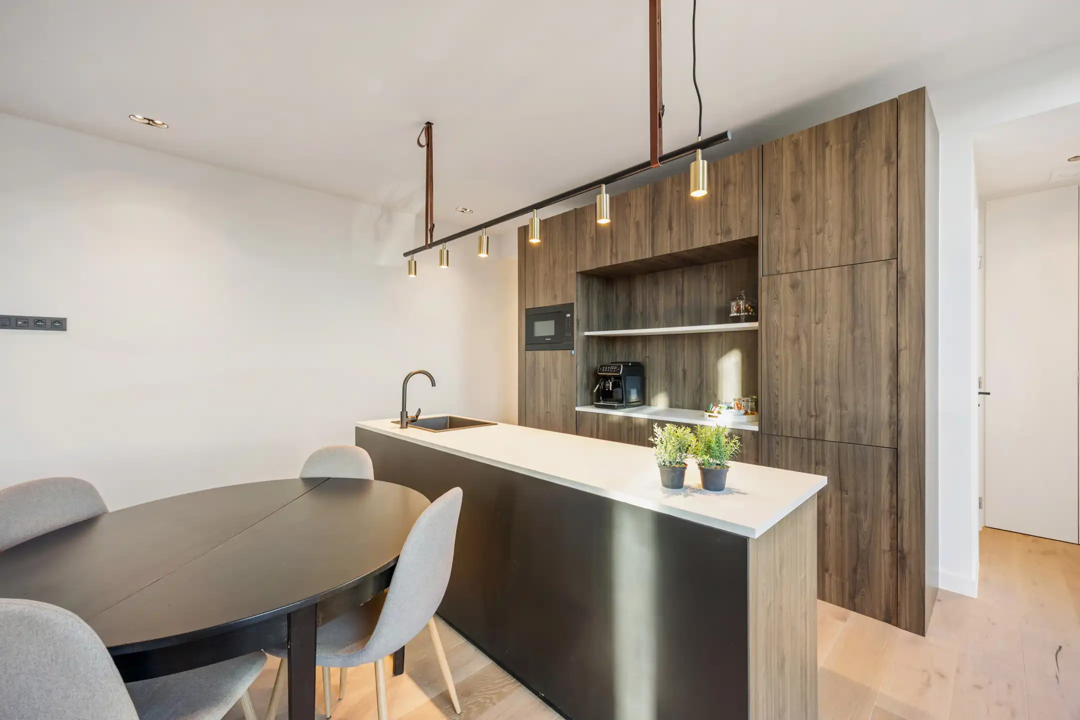 Loods met stijlvolle kantoorruimte te Riemst foto 13