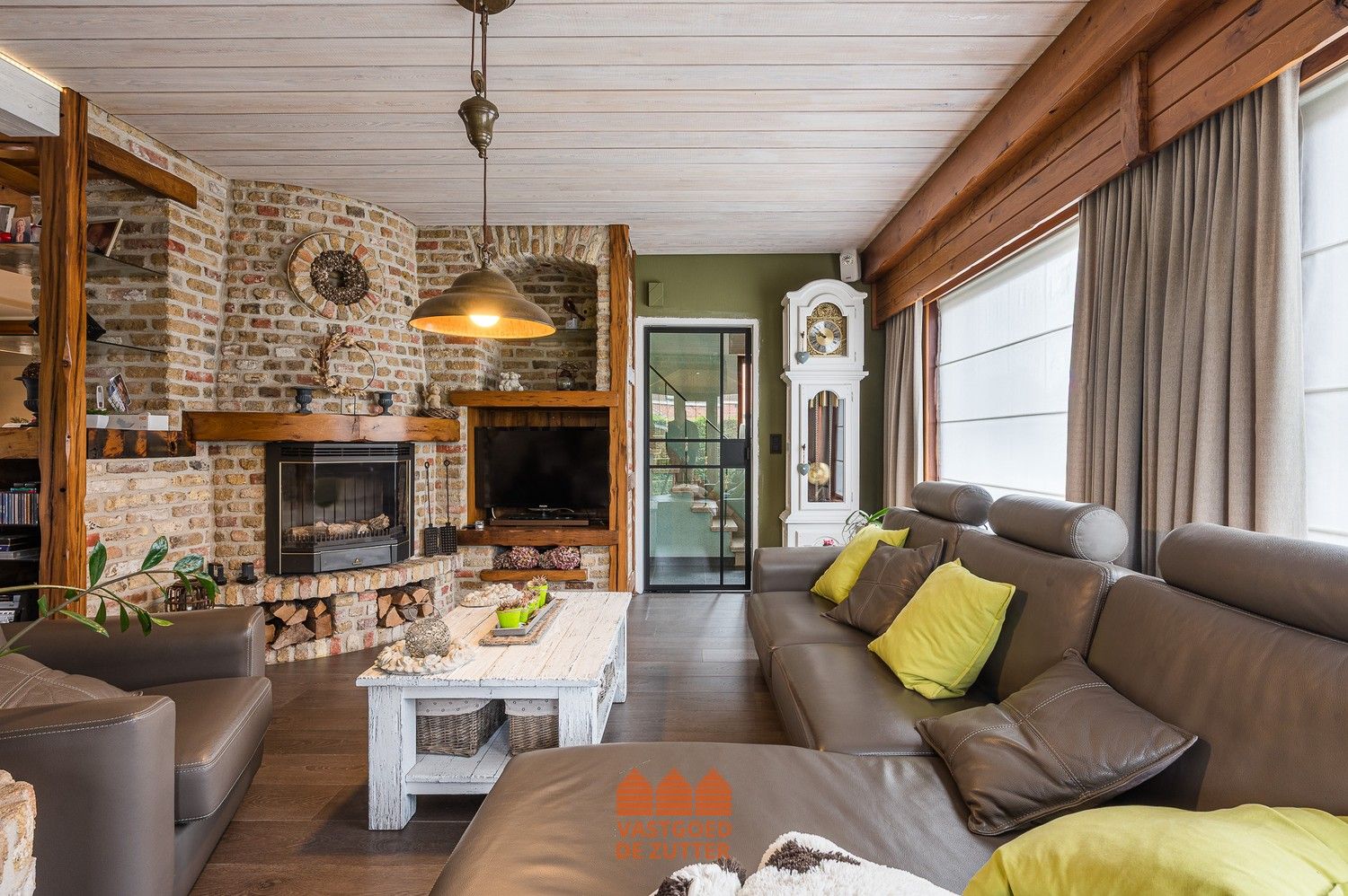 Unieke open bebouwing met functionele schrijnwerkerij op 1.376 m² foto 10