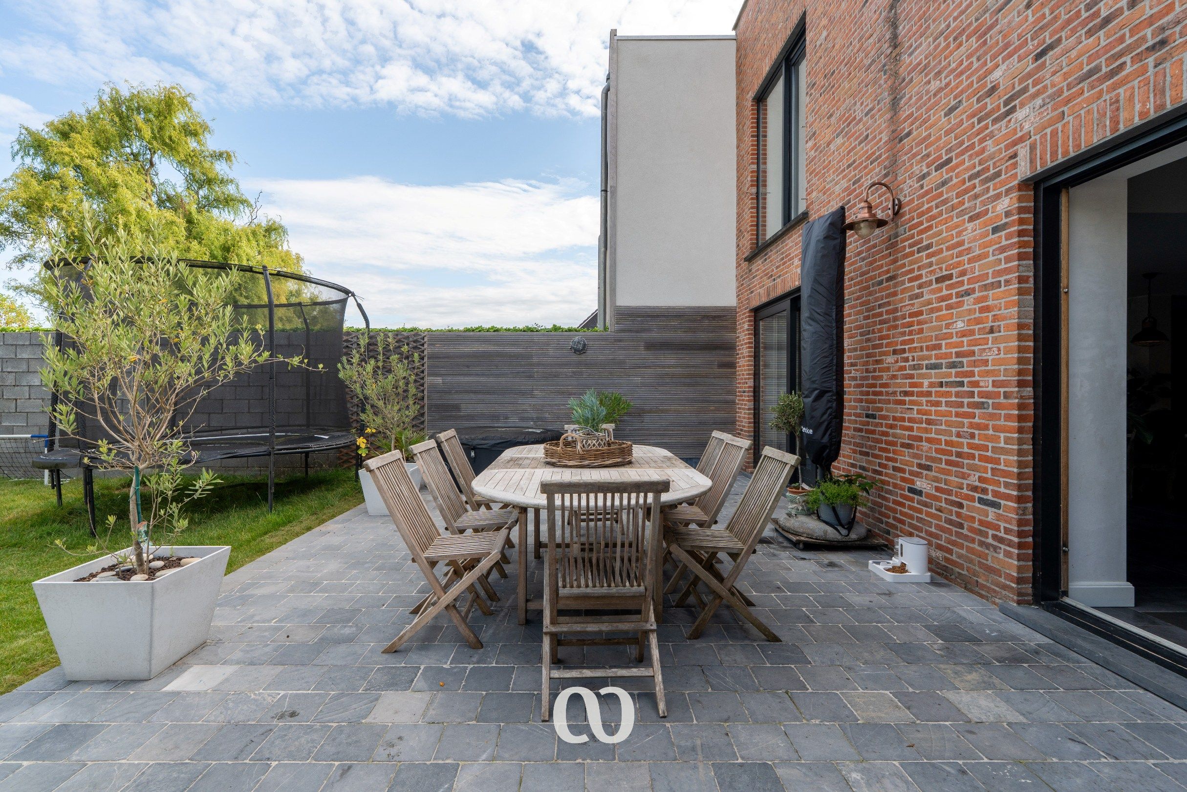 Prachtig gerenoveerde herenwoning met zeer veel ruimte foto 28