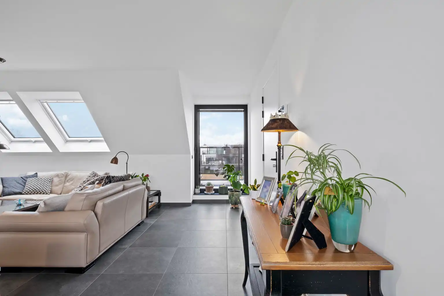 Instapklare Penthouse in Opwijk centrum! foto 8