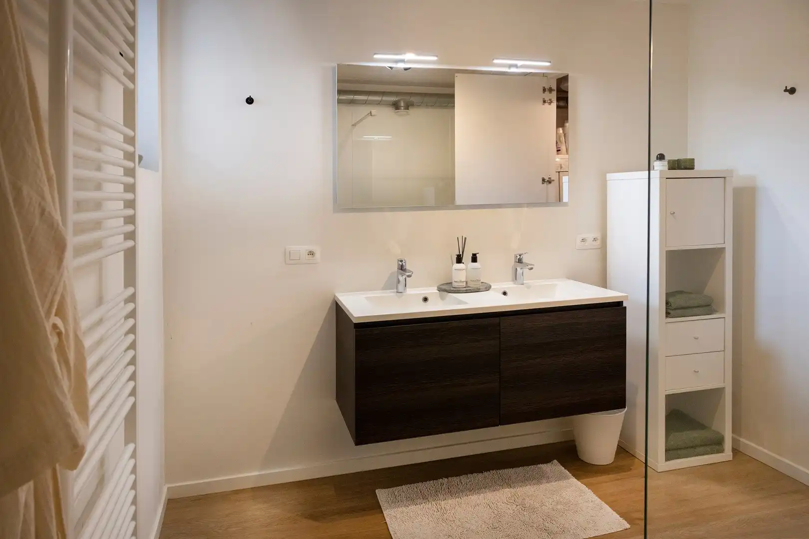 Mooi loftapp. met privé tuin en gemeenschappelijk zwembad. foto 8