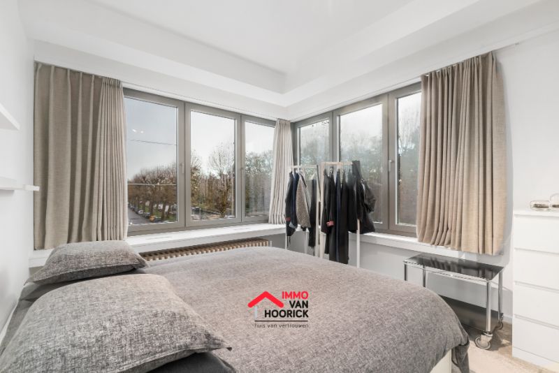 Vernieuwd appartement - zicht op de Durme!!! foto 15