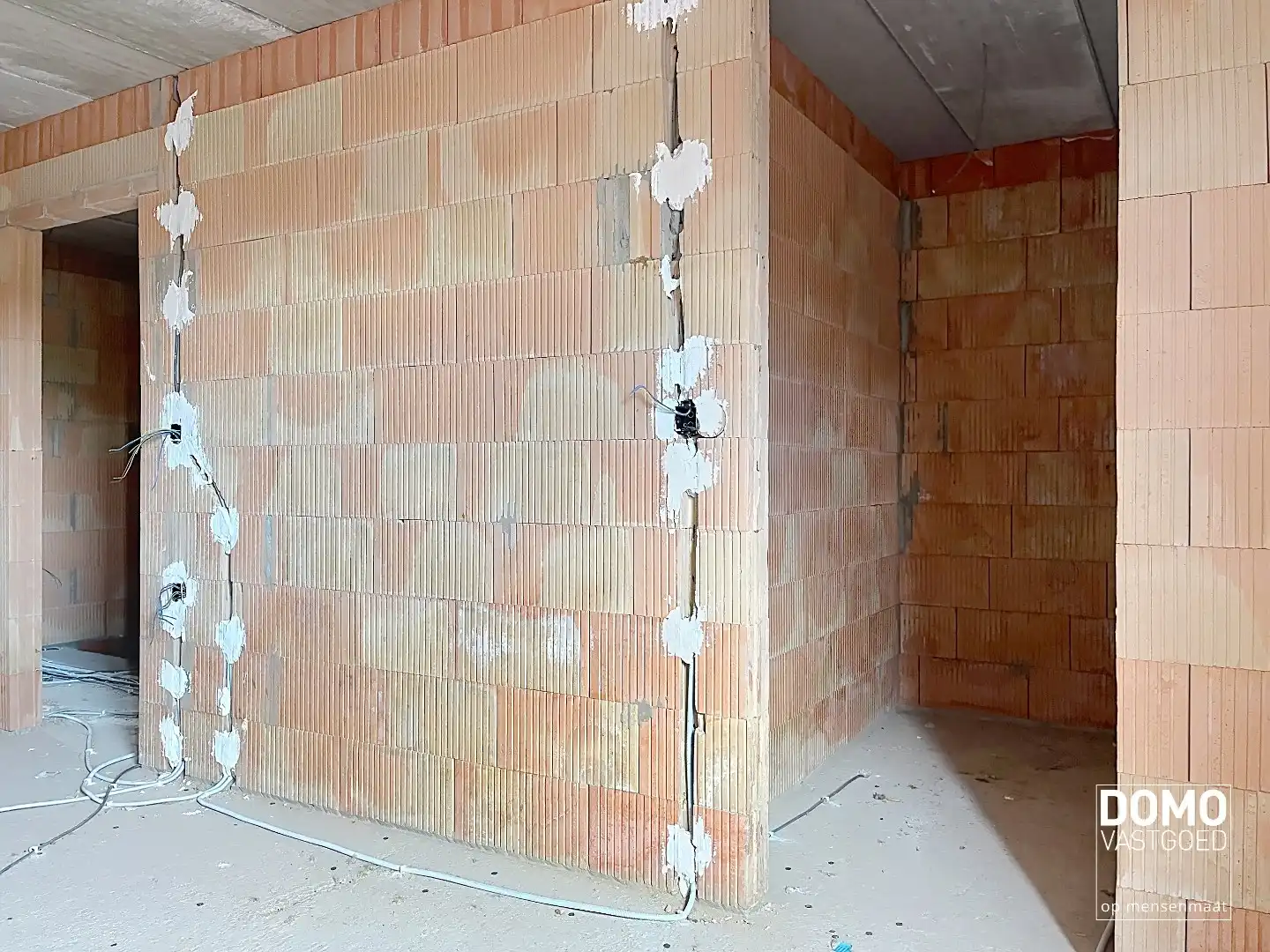 MODERNE NIEUWBOUWWONING IN AANBOUW TE KURINGEN foto 16