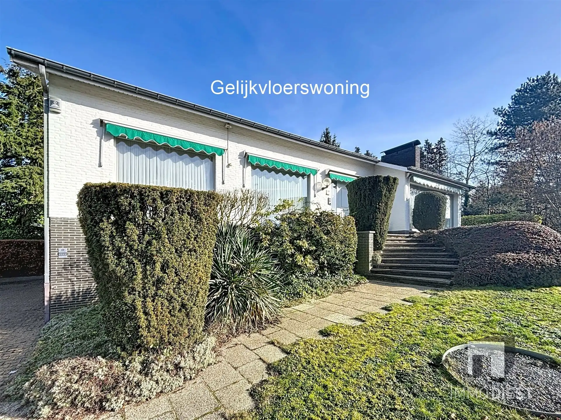 Witte villa met 4 slaapkamer boven op Baalberg foto 5