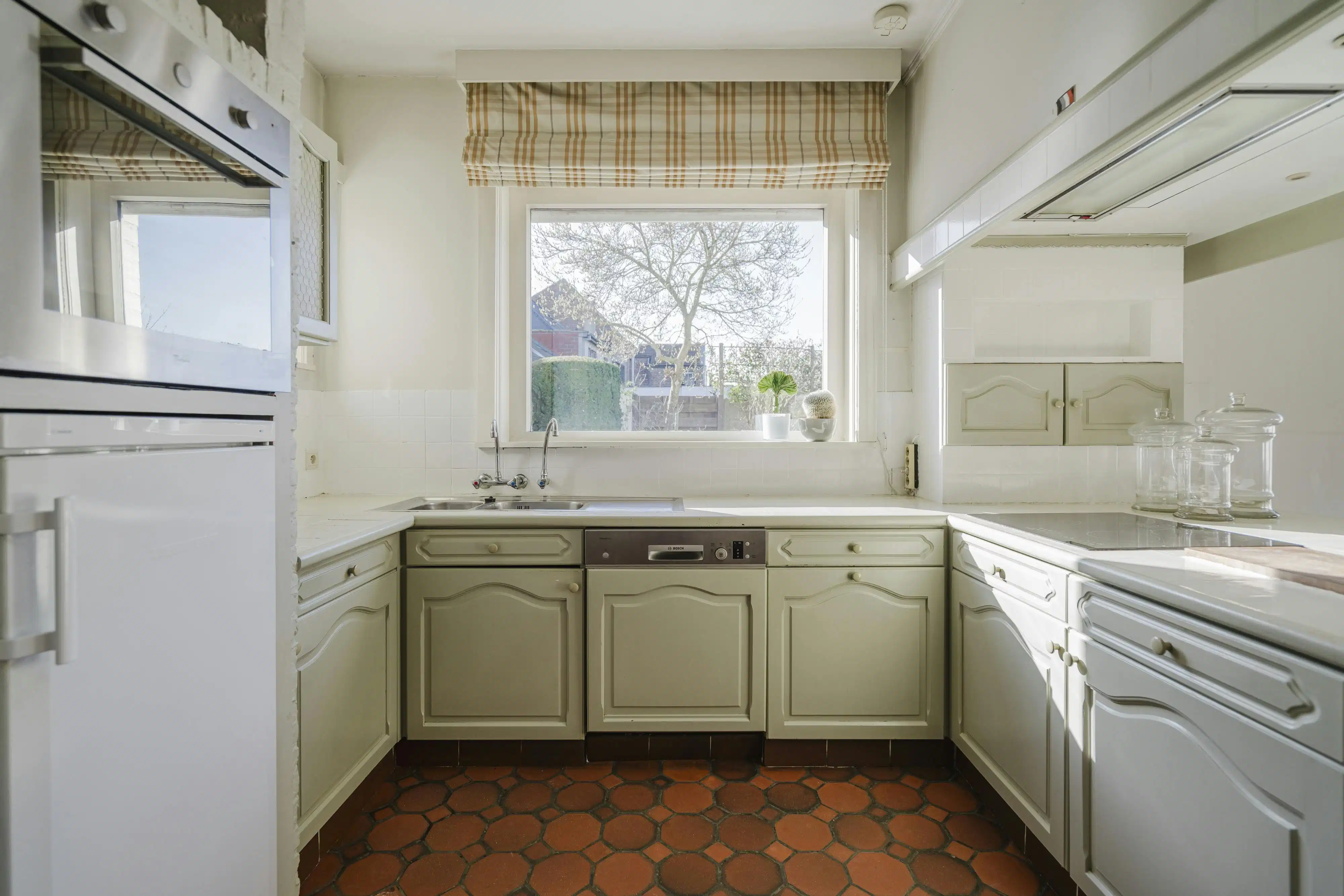 Te renoveren open bebouwing te koop in Gullegem foto 4