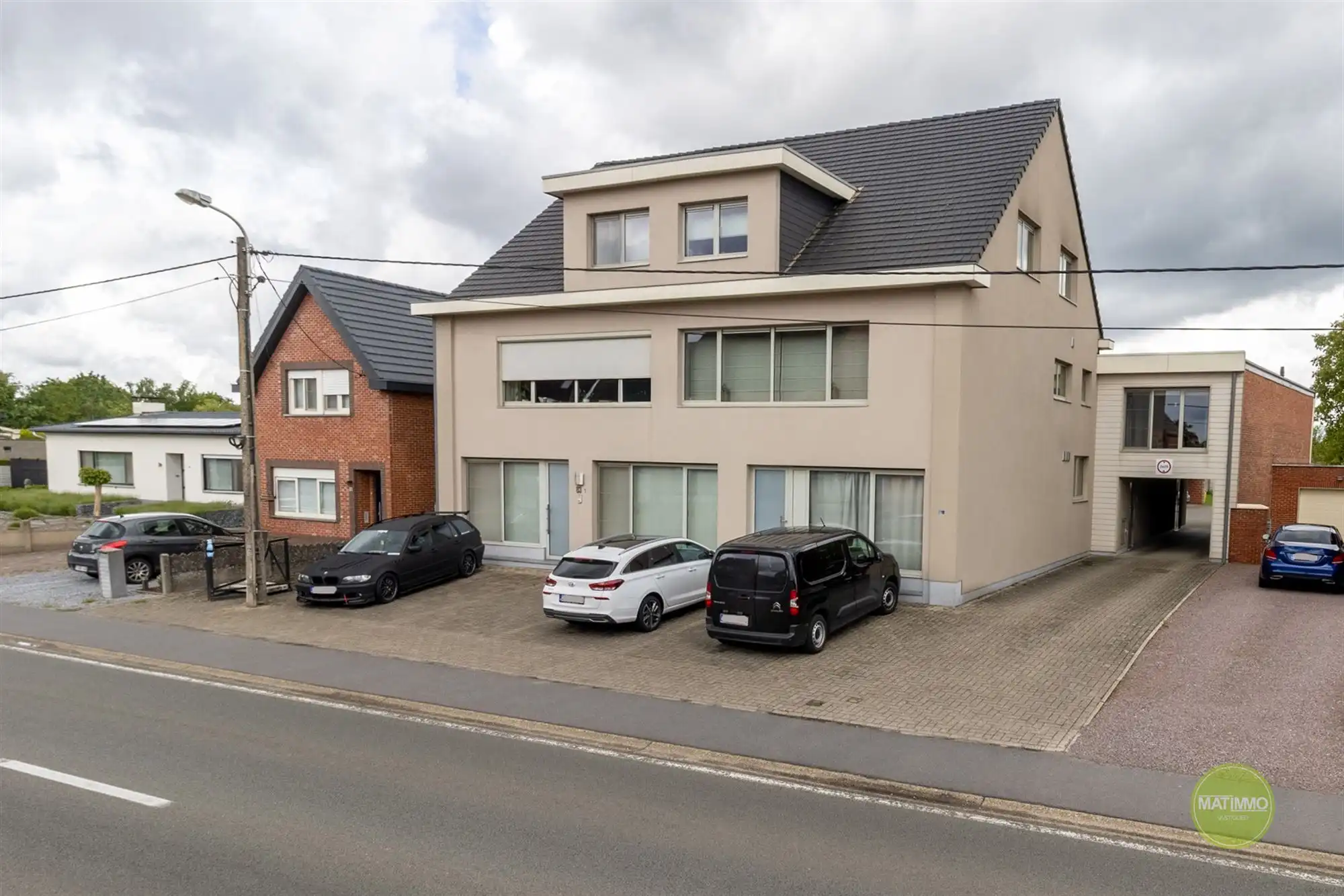 Instapklaar gerenoveerd appartement met ruim terras in Balen foto 20