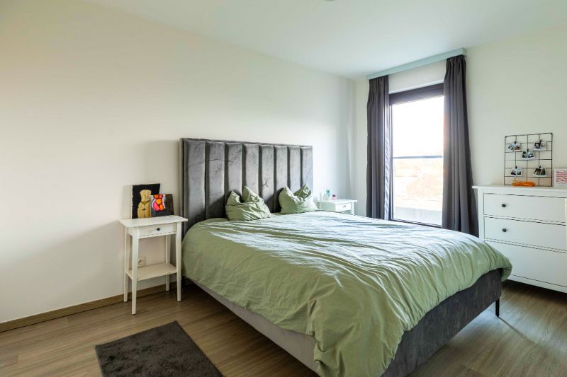 Centrum Izegem - Zeer ruim recent 2-slaapkamerappartement foto 8