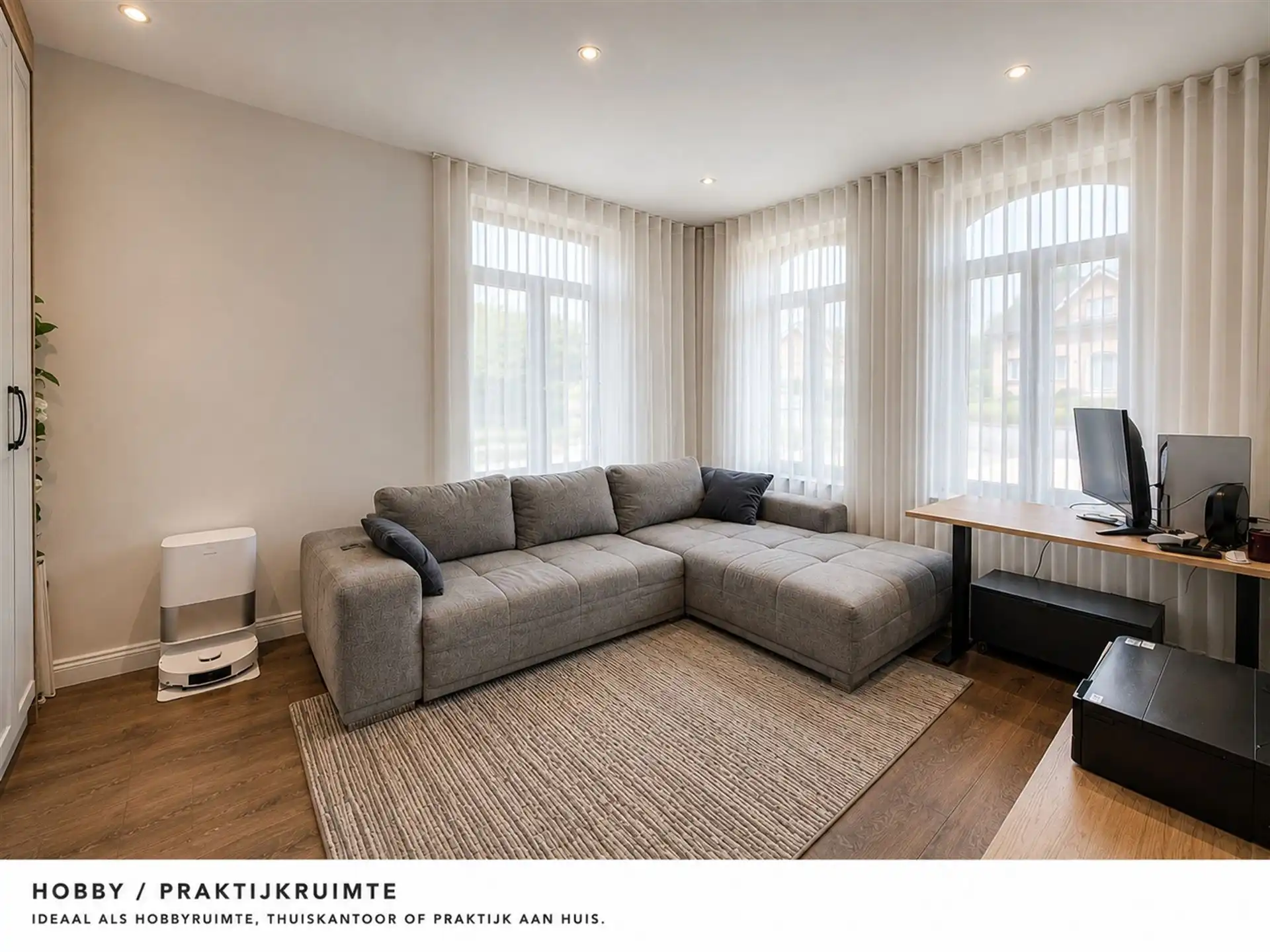 Stijlvolle halfopen pastorijwoning met praktijkruimte, 4 slaapkamers, garage en zonnige tuin op bijna 10 are foto 18
