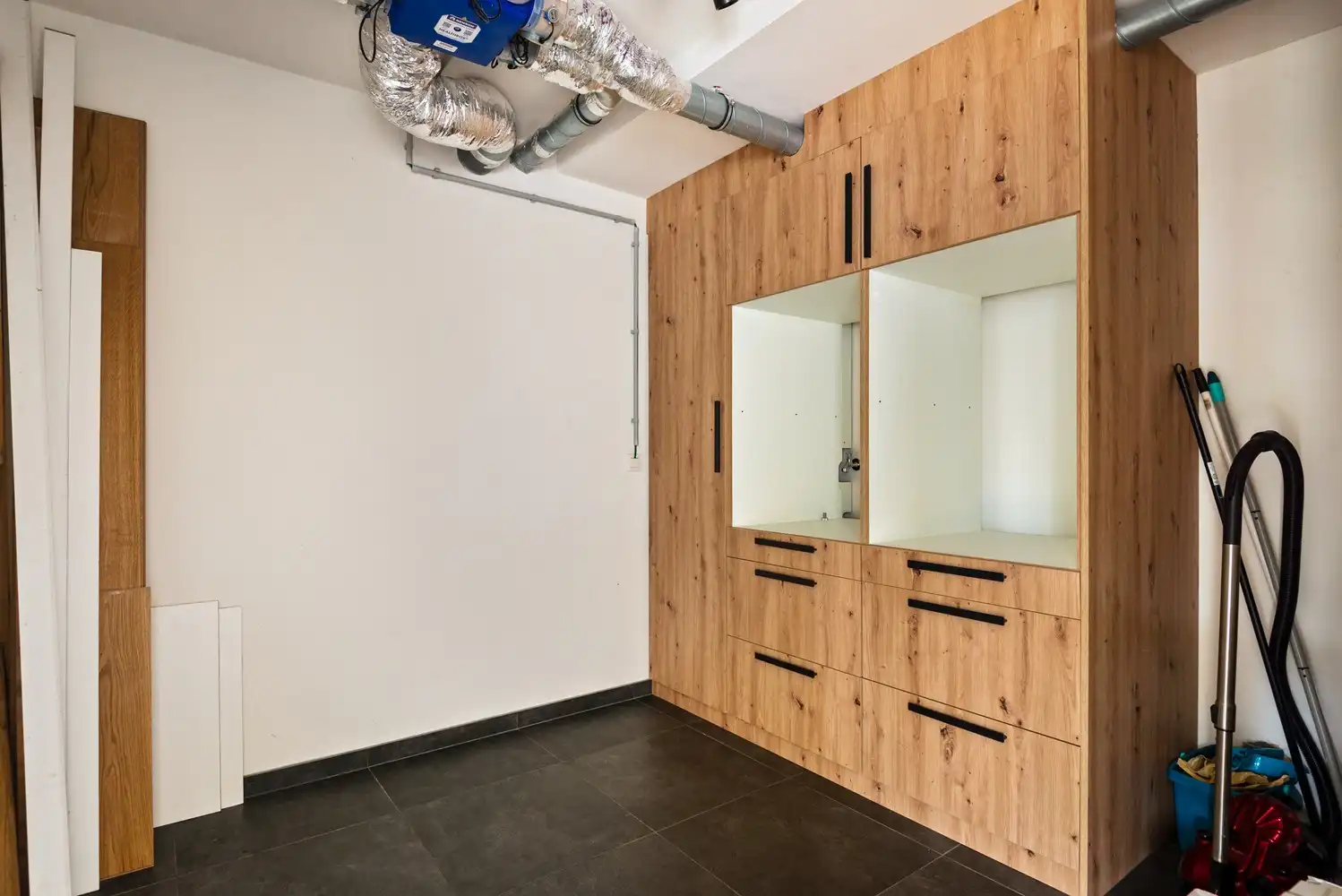 Instapklaar gelijkvloersappartement met 3 slaapkamers en een tuin in Wijnegem! foto 9