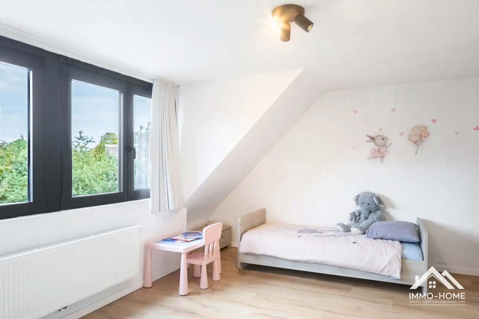 Prachtige gerenoveerde woning op een topligging in Sint-Amandsberg! foto 27