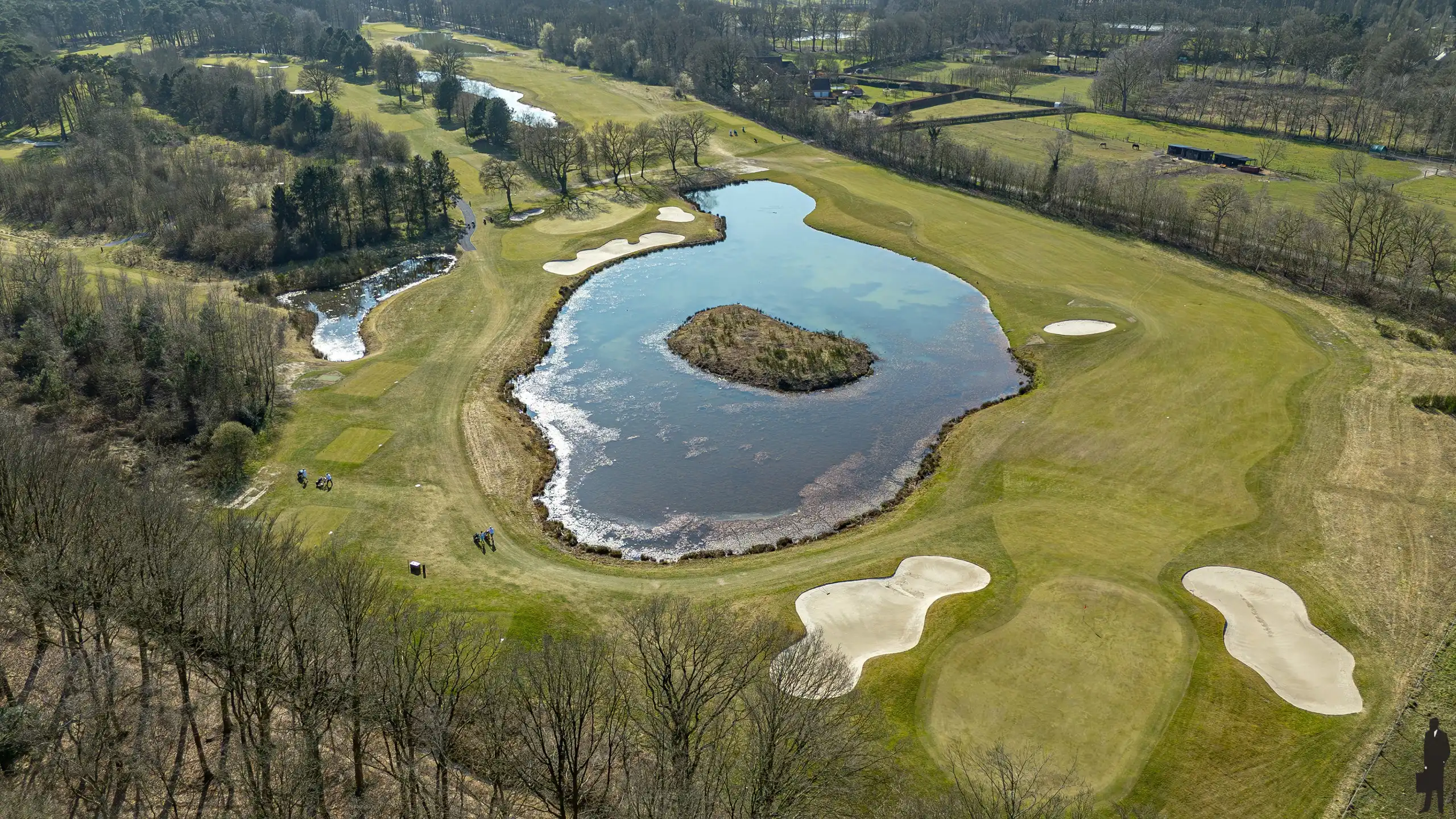 Topvilla met paardenaccomodatie, infinity-pool en 2e woning! foto 67