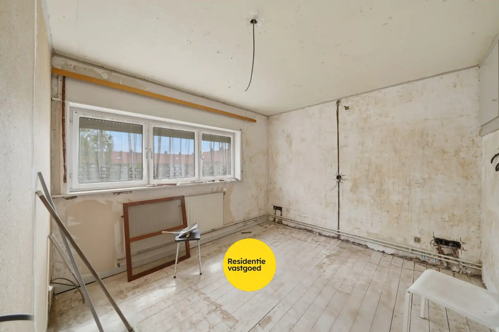 Te renoveren woning met garage en tuin in de Vuurtorenwijk te Oostende foto 10