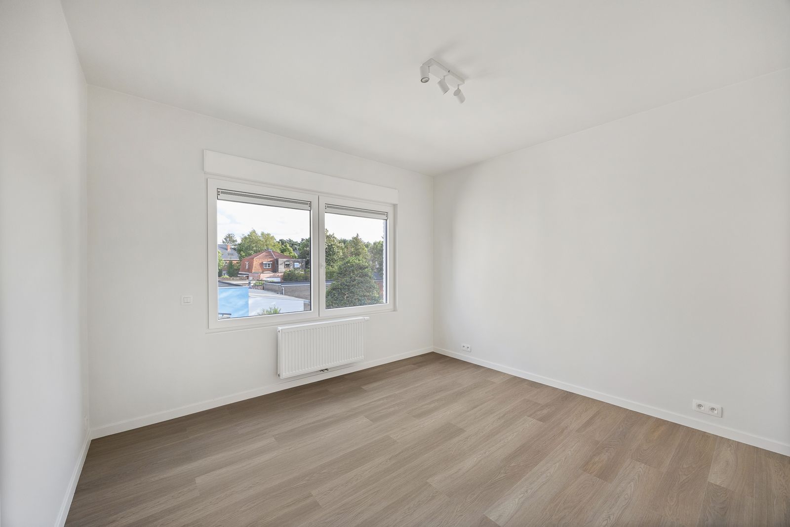Instapklaar, energiezuinig appartement met 2 slaapkamers en garagebox foto 12