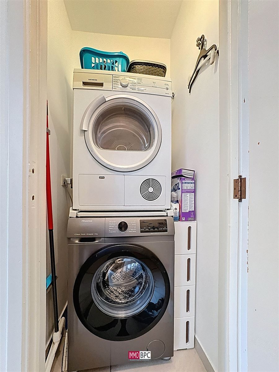 Instapklaar, ruim appartement met 2 slaapkamers, kelder en garage inbegrepen foto 24