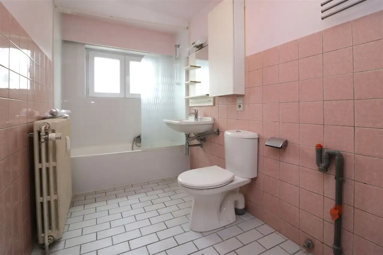 Duplexapp. met 2 grote slpkmrs en terras foto 29