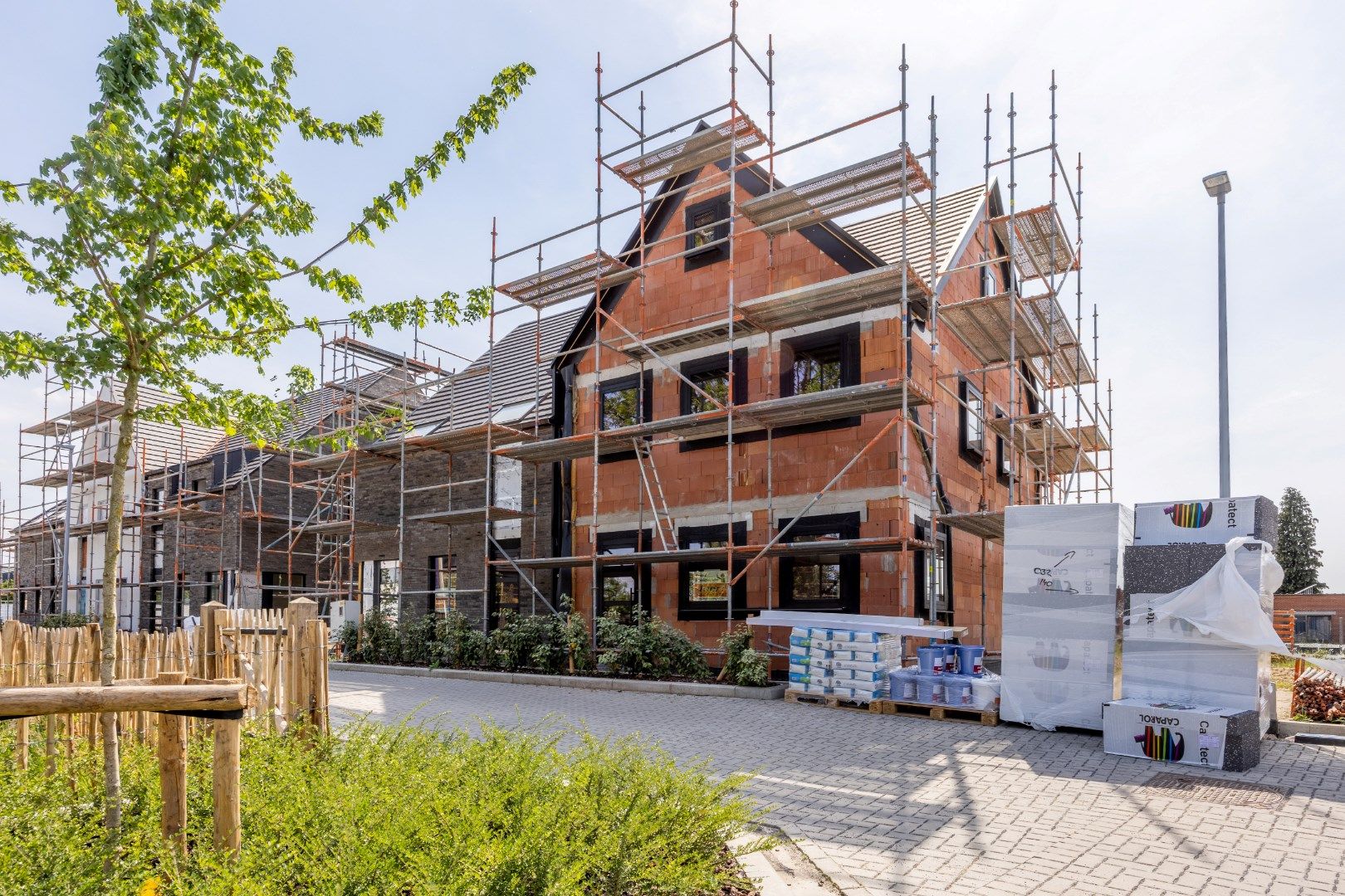 Energiezuinige nieuwbouwwoning met 3 slaapkamers en tuin in Sint-Baafs-Vijve. foto 10